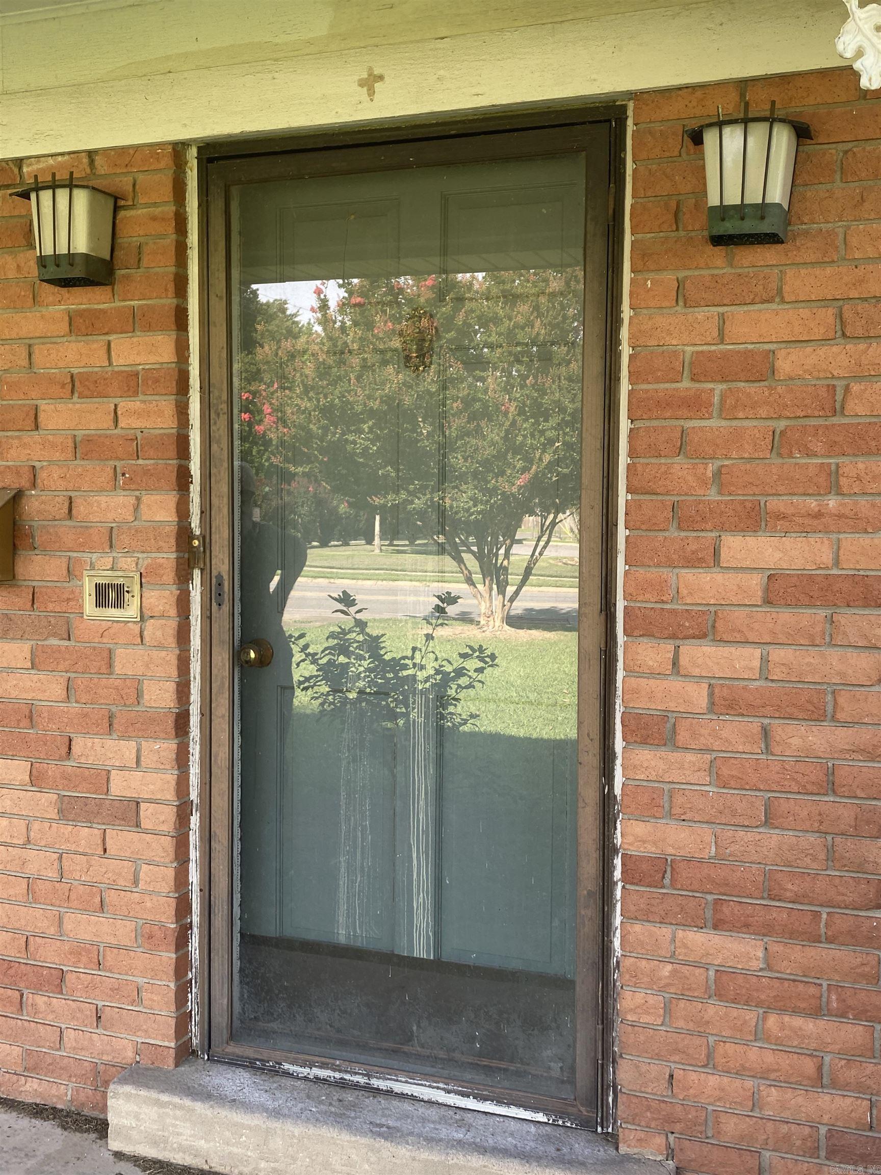 1212 Donaghey Ave. Conway, AR 72034