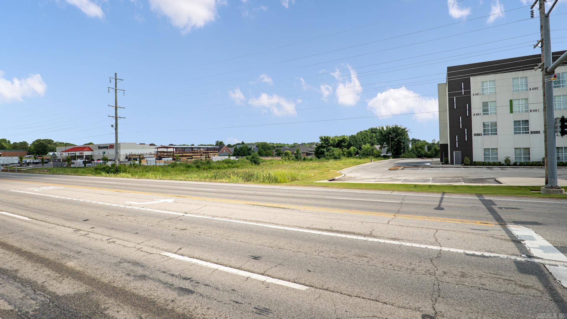 4817 E Johnson  Jonesboro, AR