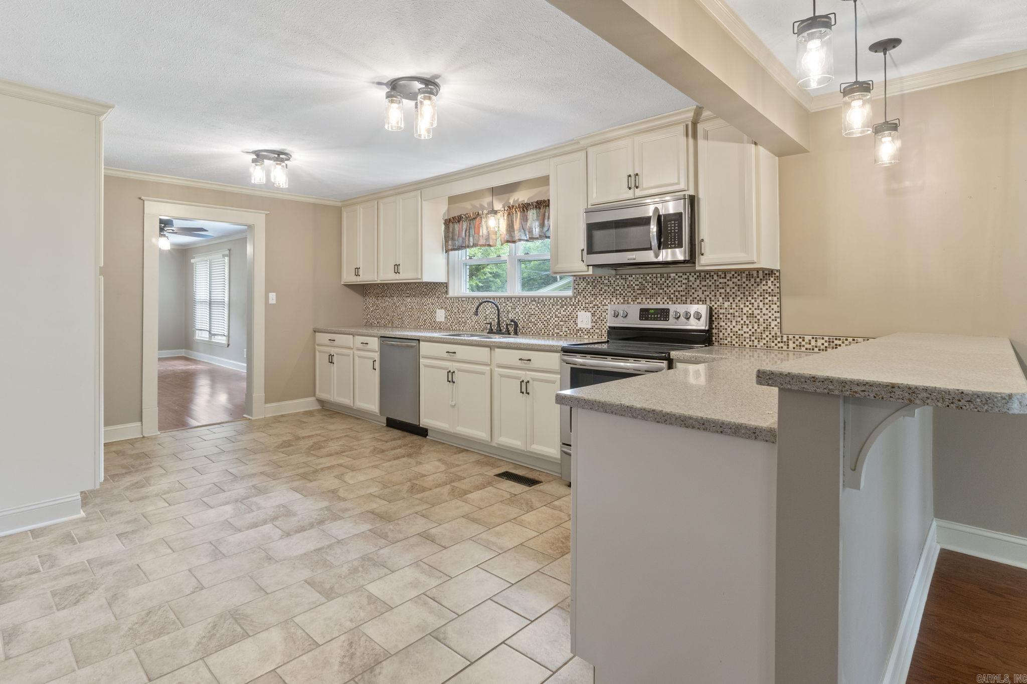 403 S West  Morrilton, AR