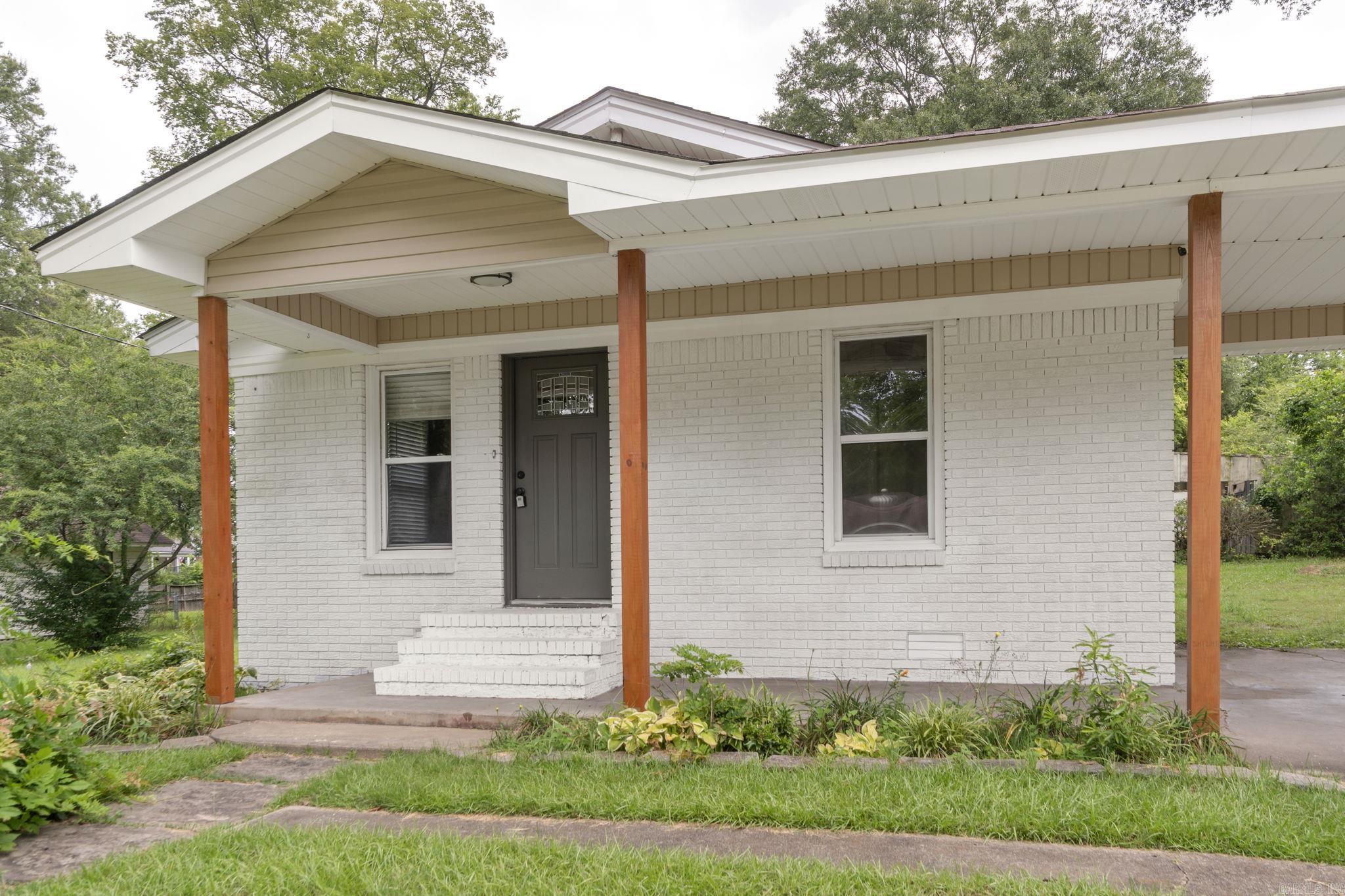 403 S West  Morrilton, AR