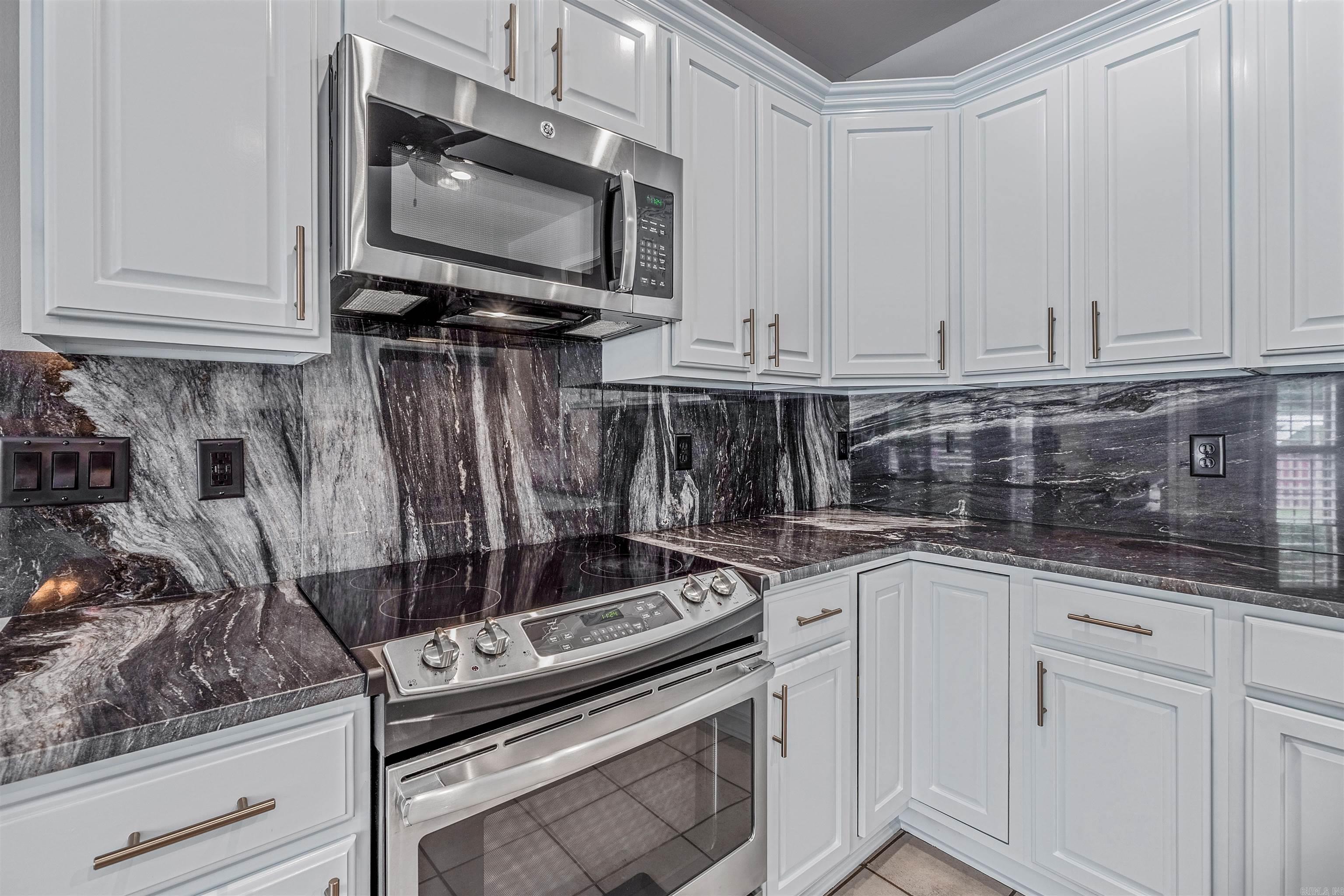 4227 Millbrook Dr Bryant, AR 72022