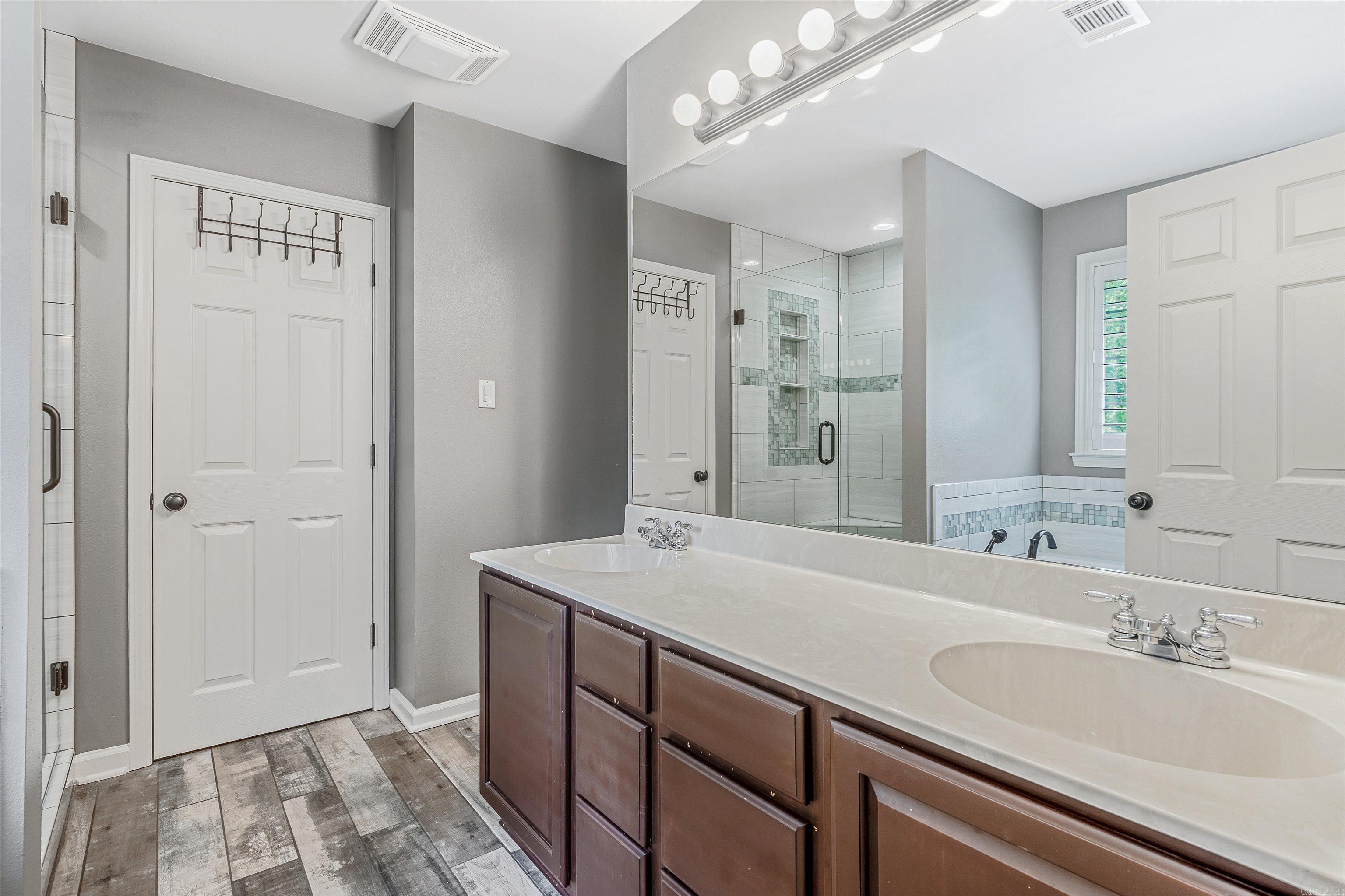 4227 Millbrook Dr Bryant, AR 72022