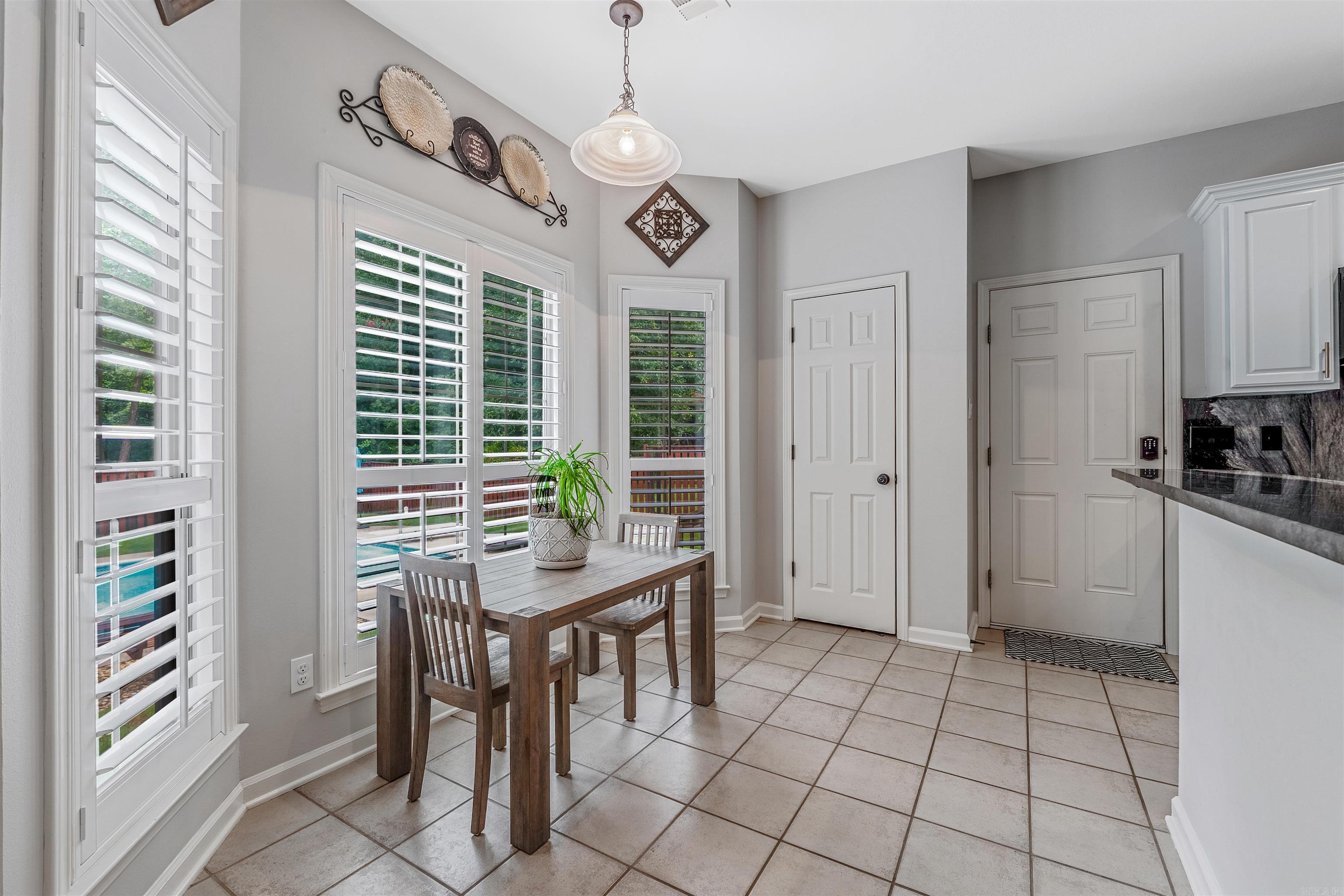 4227 Millbrook Dr Bryant, AR 72022