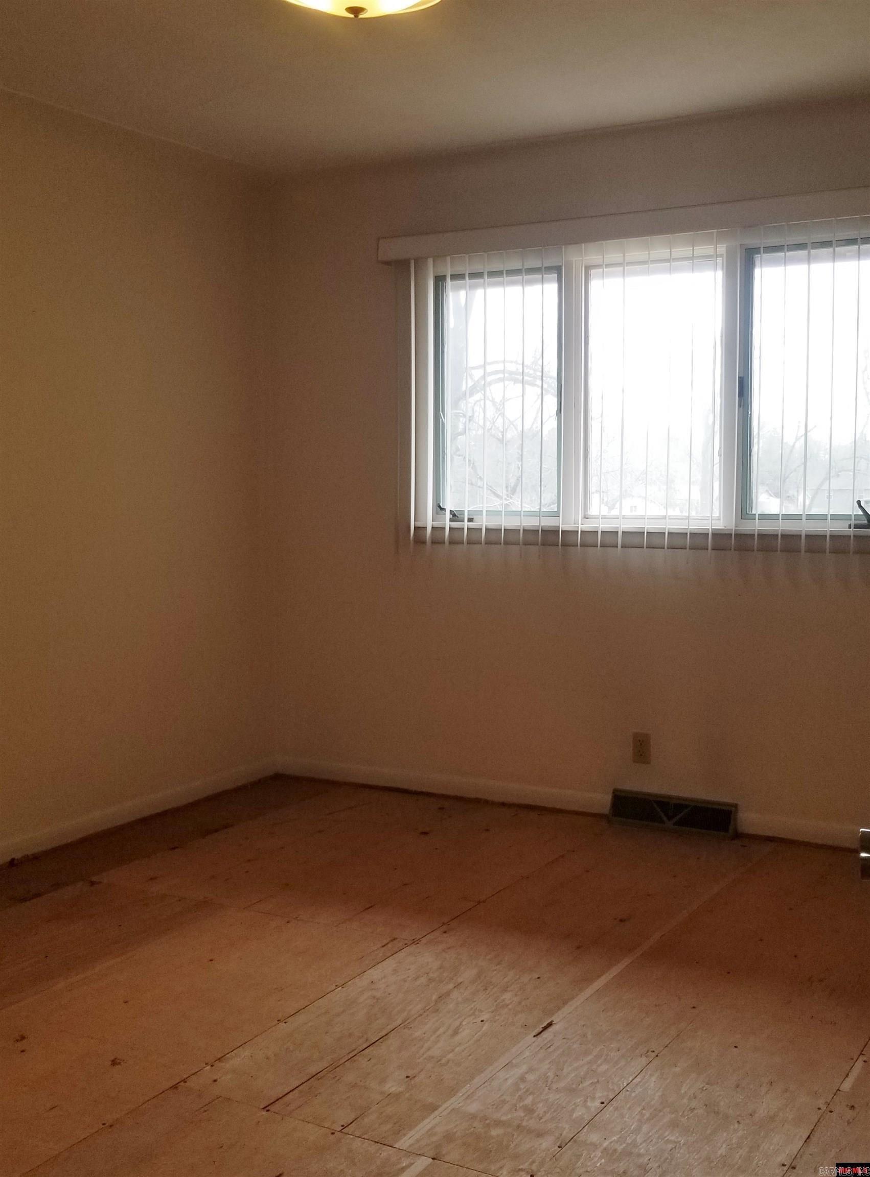 610 E 2nd Street  Mountain Home, AR