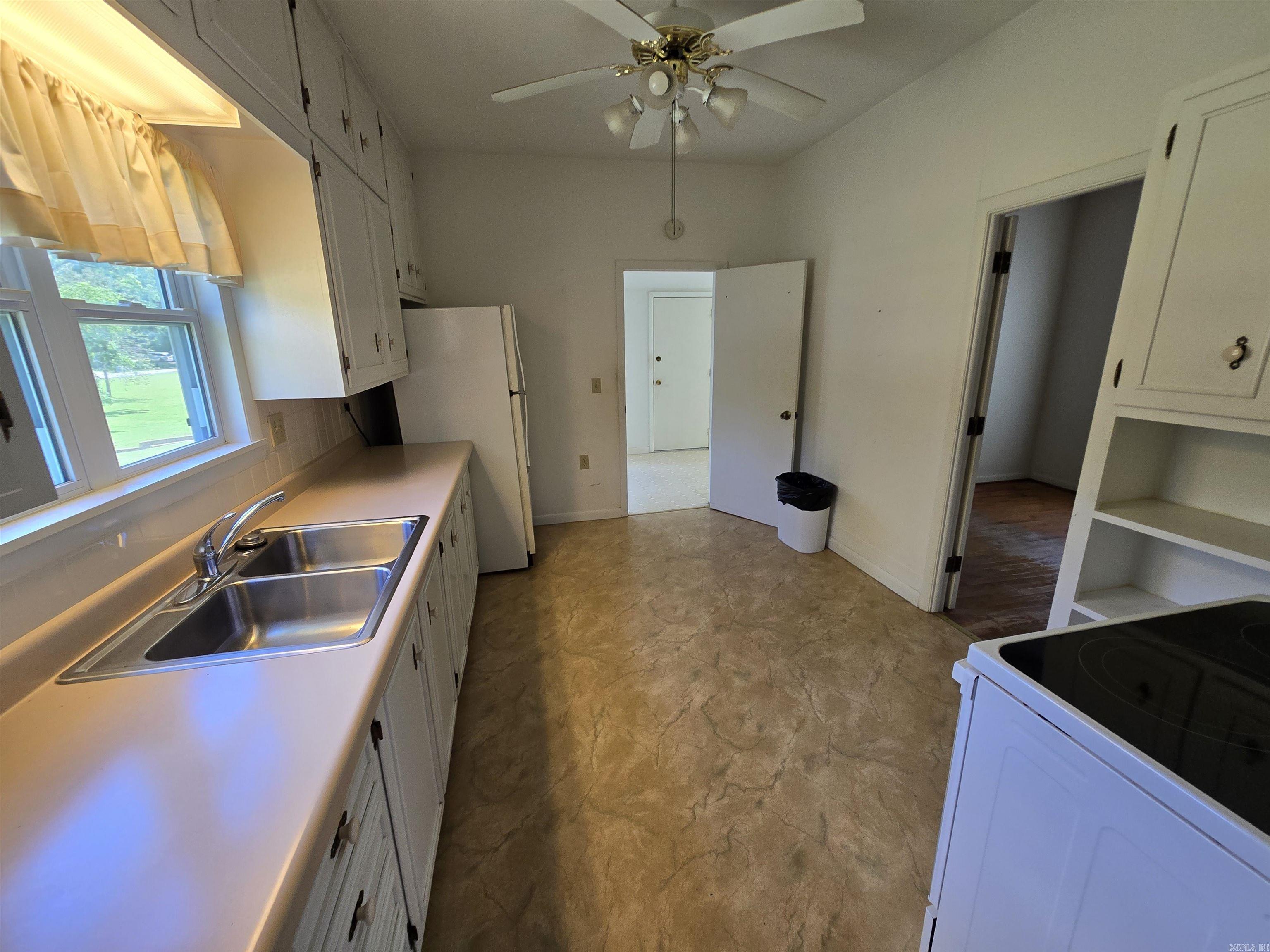 610 E 2nd Street  Mountain Home, AR