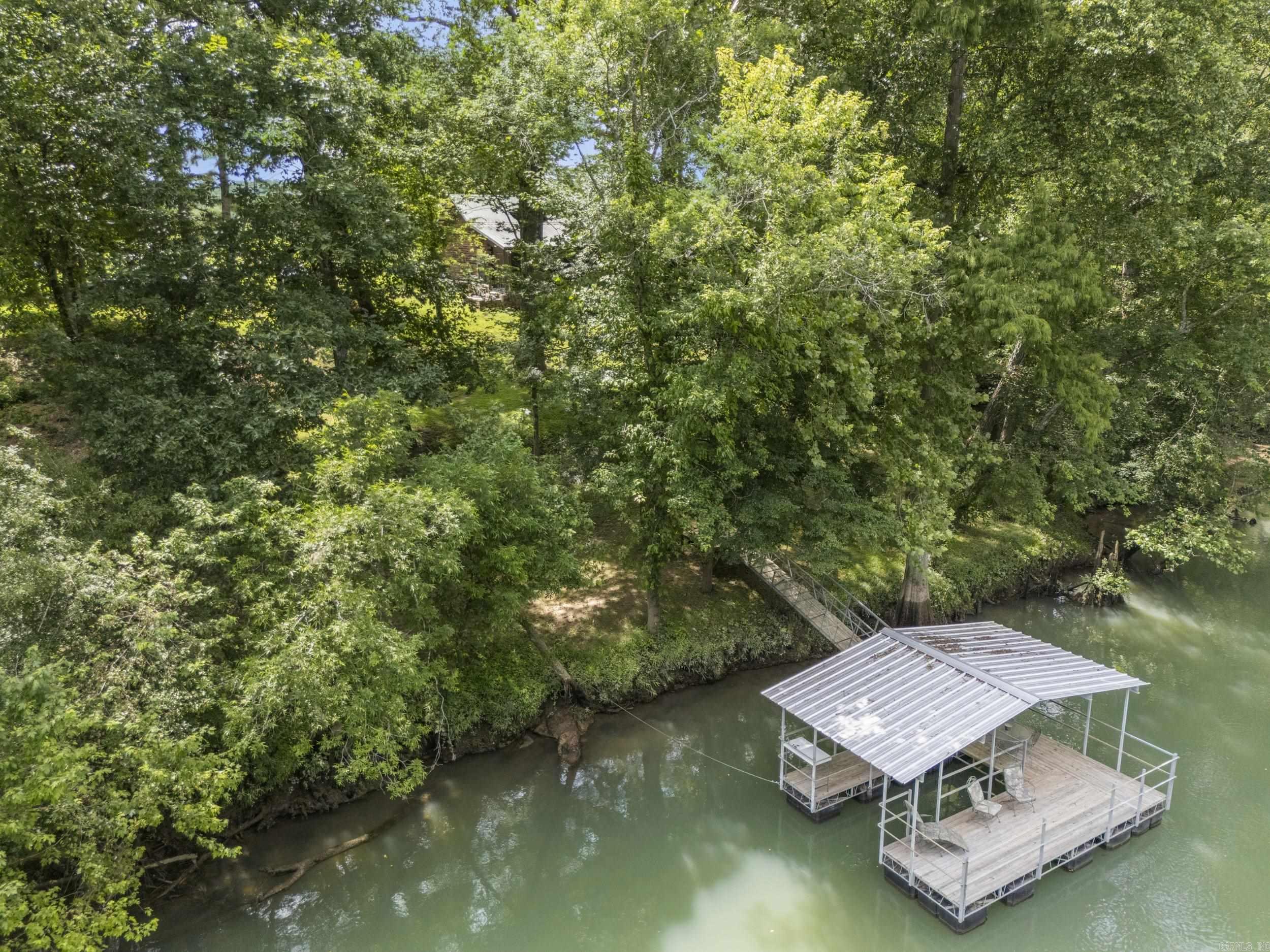 8 Iveon Clay Ln Pangburn, AR 72121