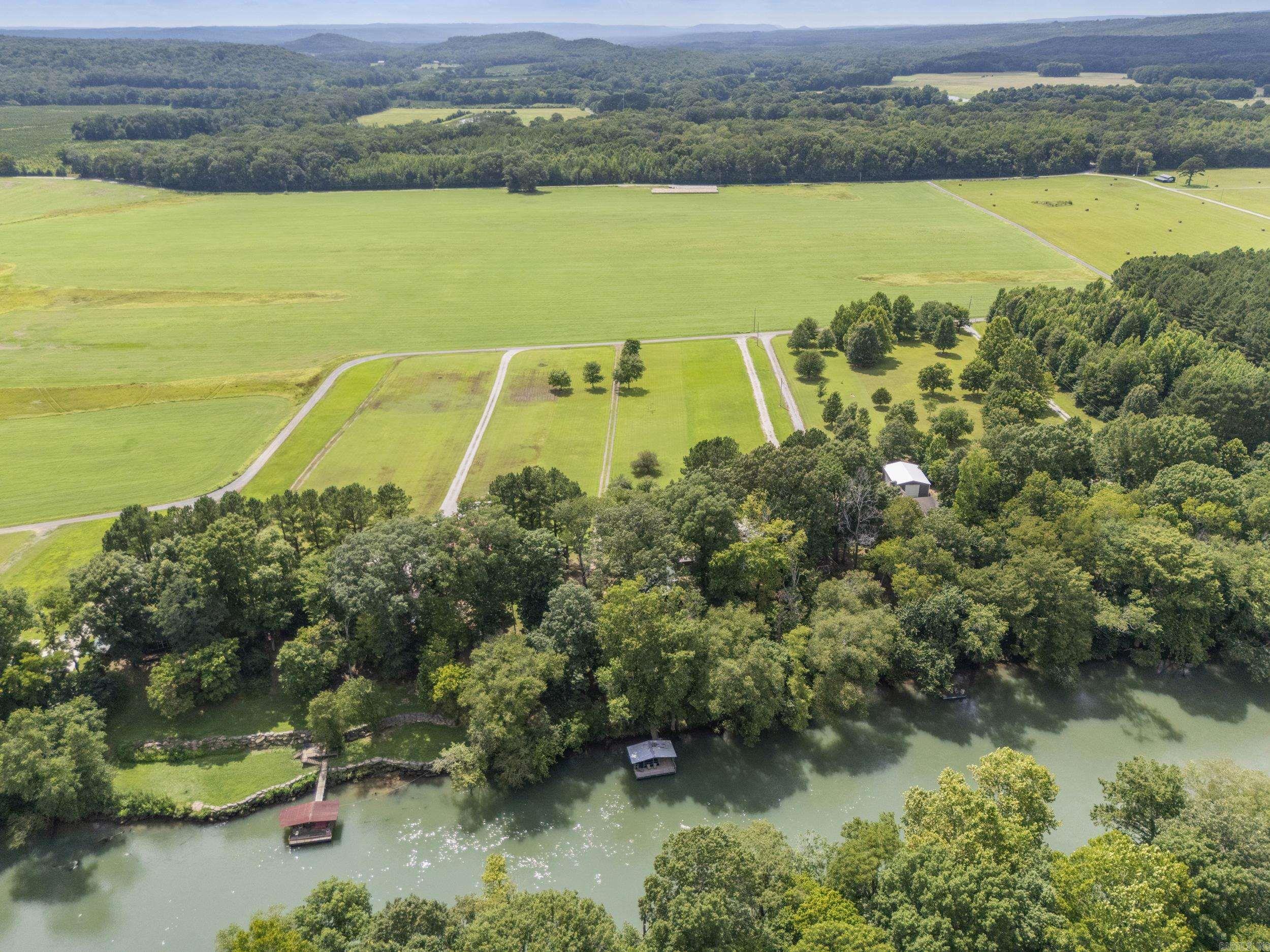 8 Iveon Clay Ln Pangburn, AR 72121