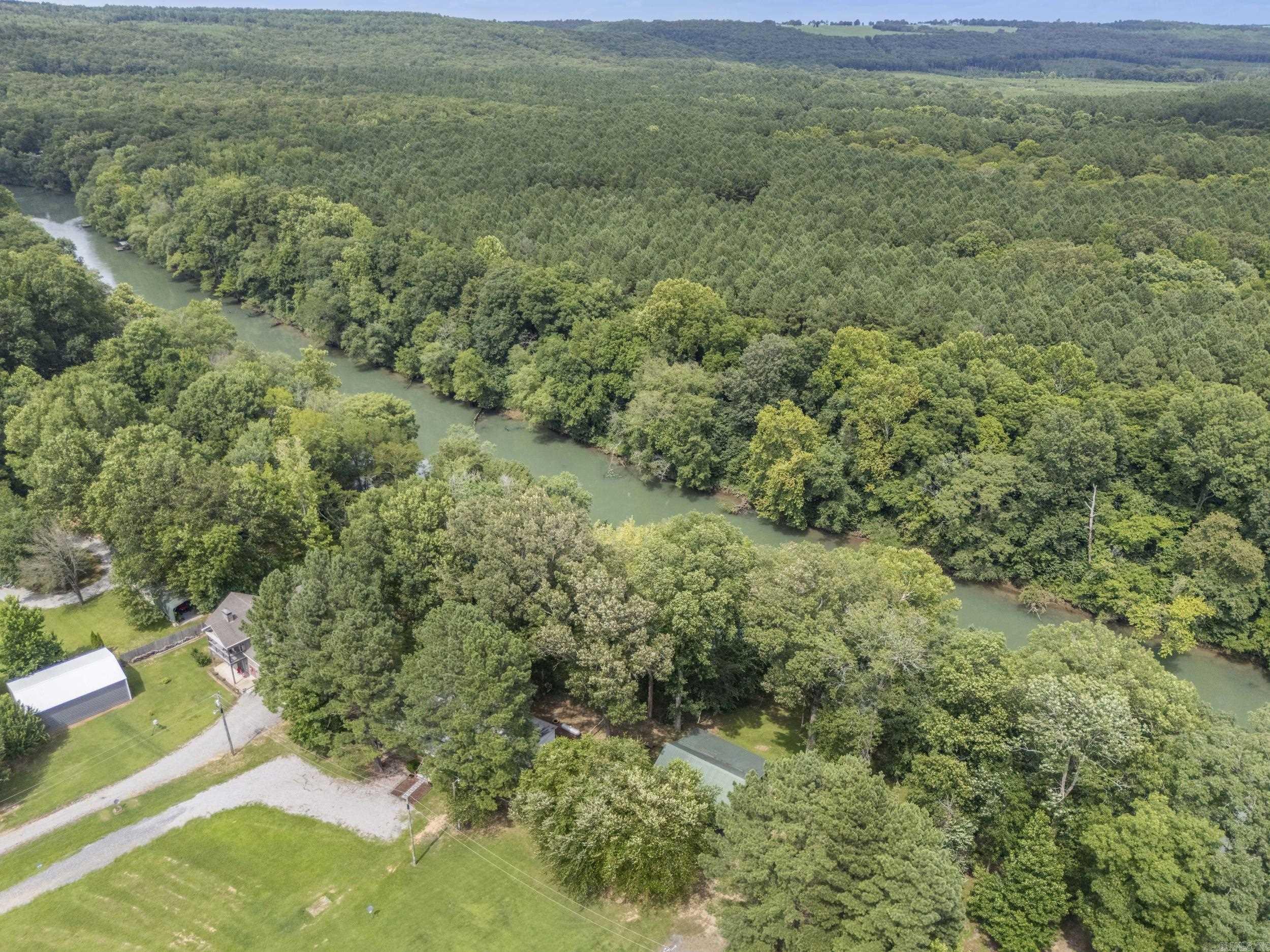 8 Iveon Clay Ln Pangburn, AR 72121