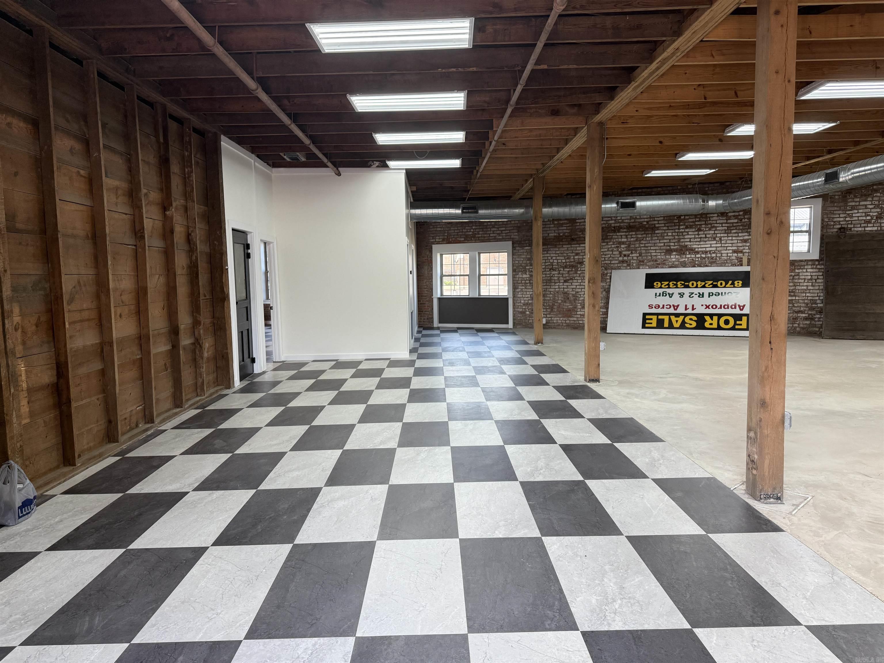 219 E Court Street  Paragould, AR