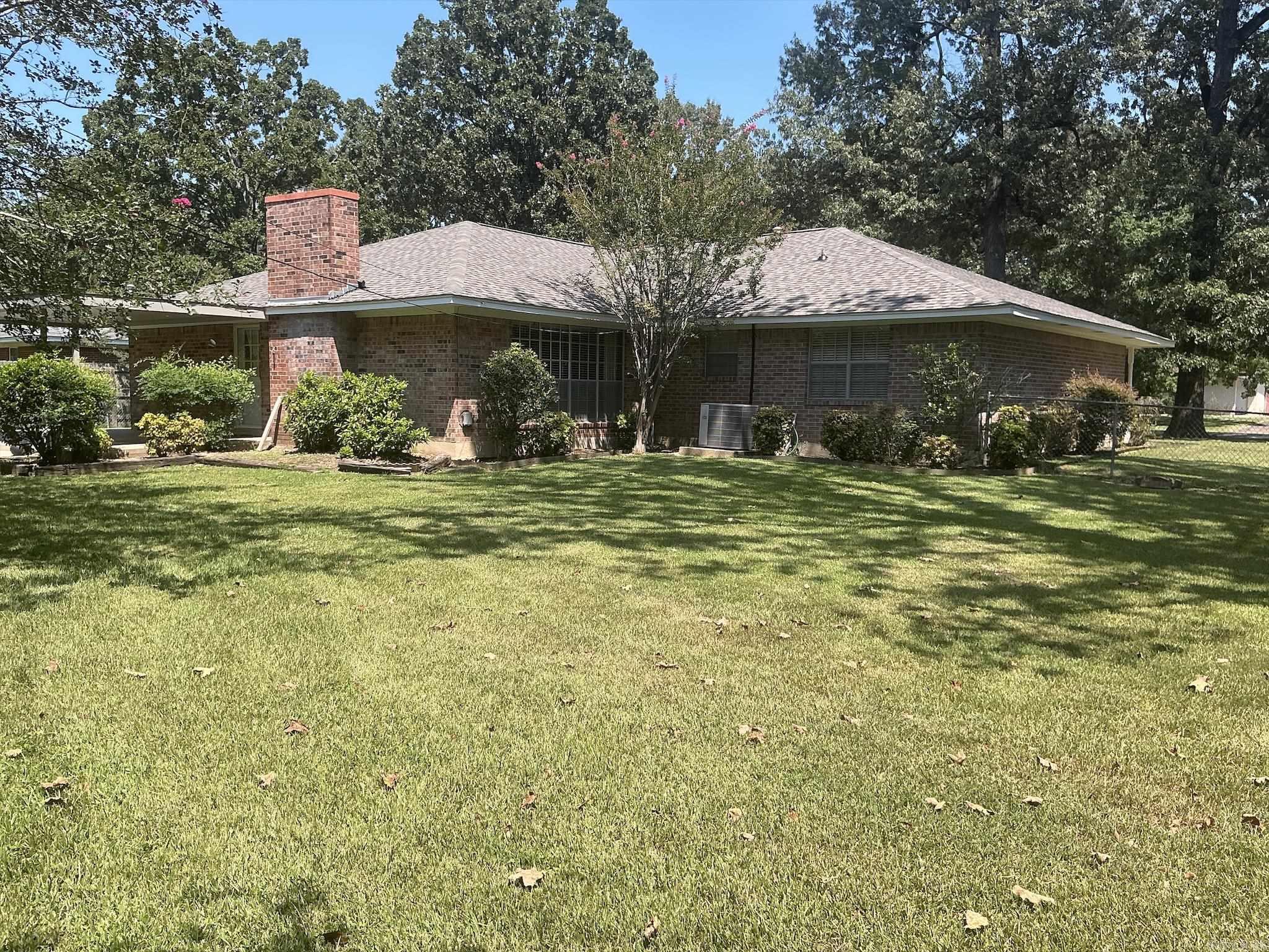 1204 Cypress  Crossett, AR