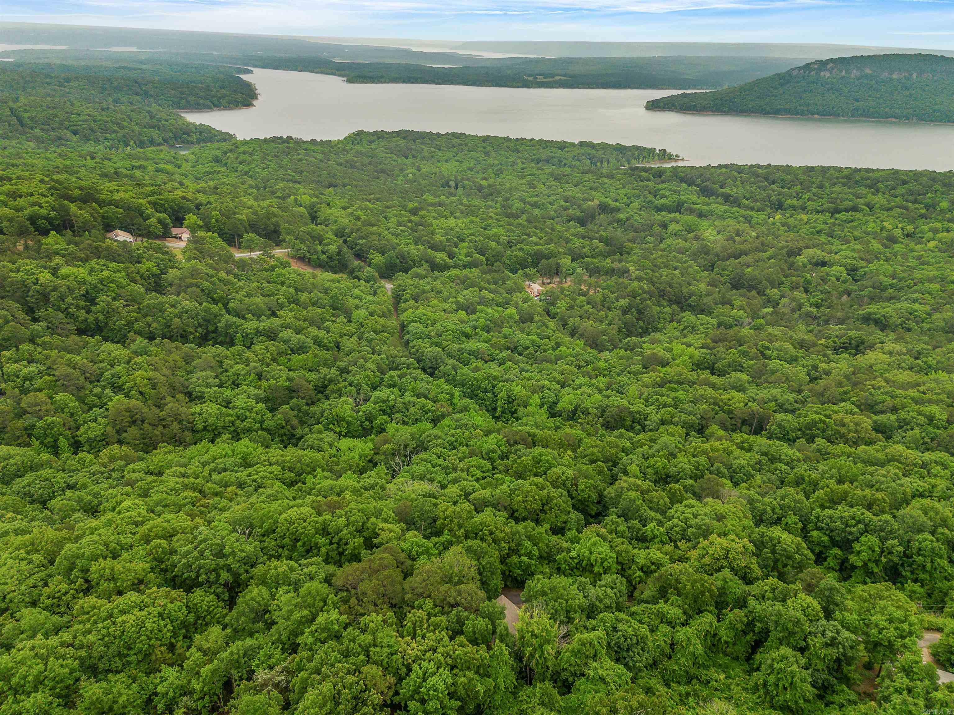 236 Lakedwellers Rd. Fairfield Bay, AR 72088-0000