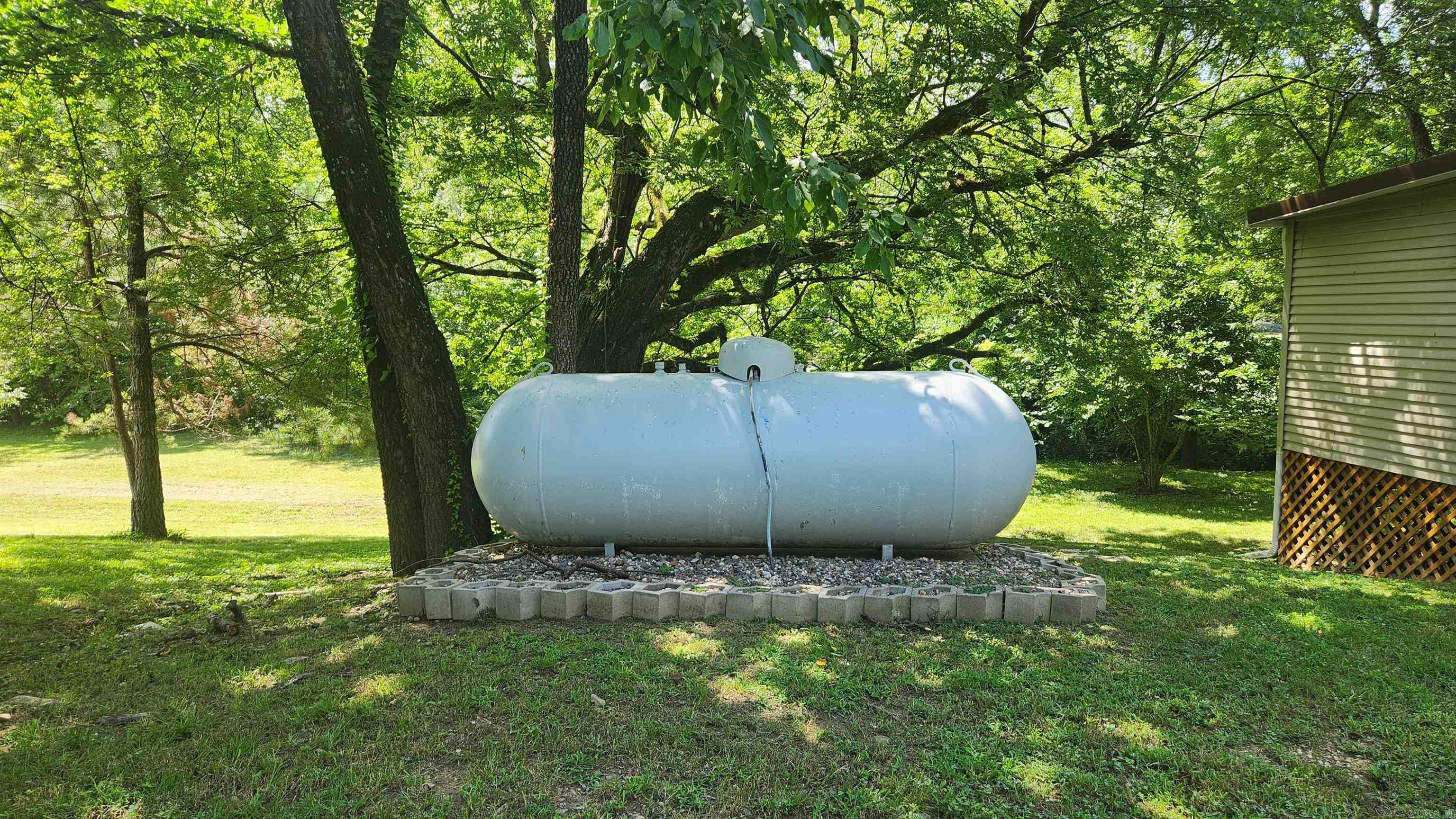 5277 E Hwy 270 Mount Ida, AR 71957