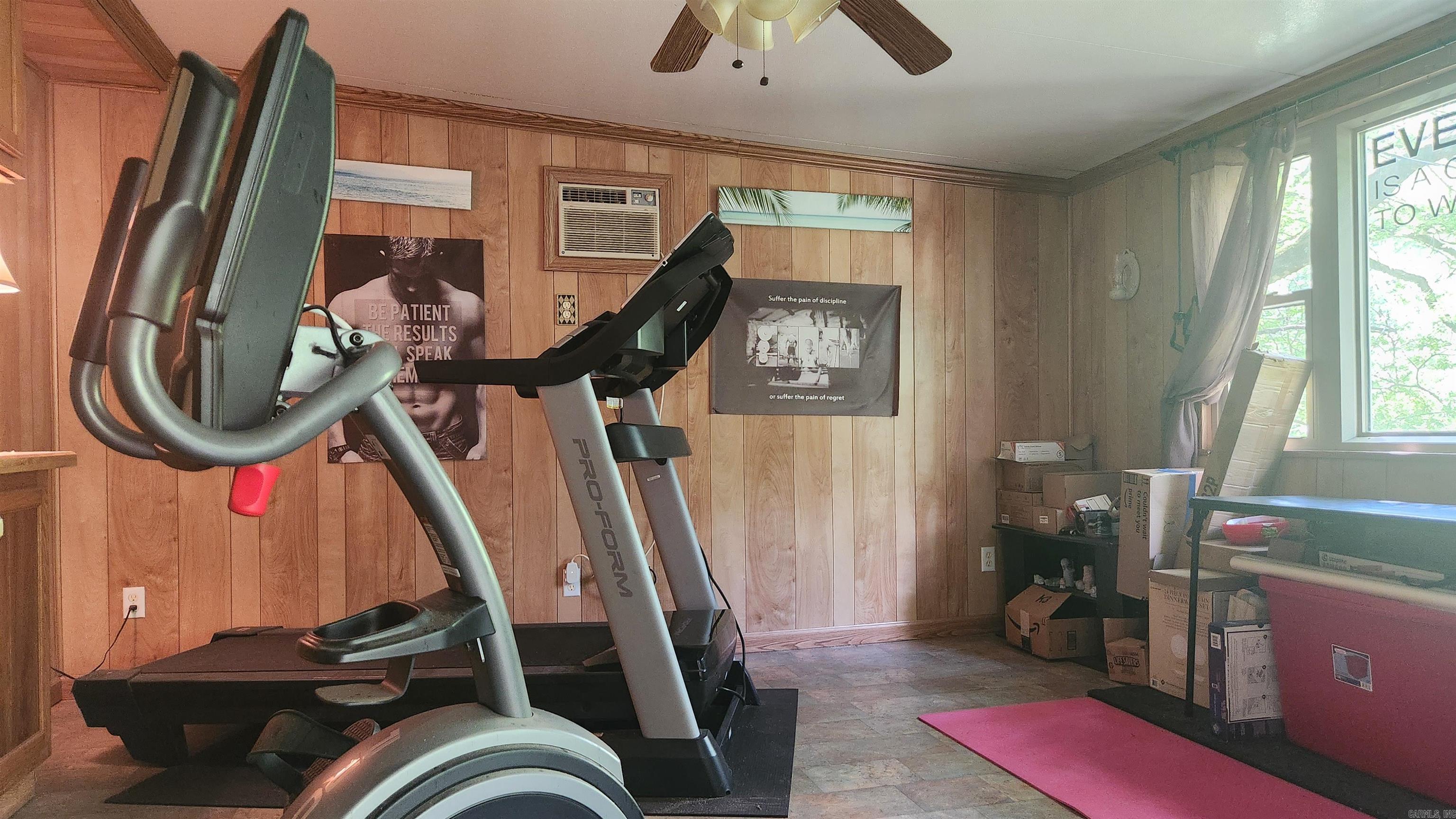 5277 E Hwy 270 Mount Ida, AR 71957