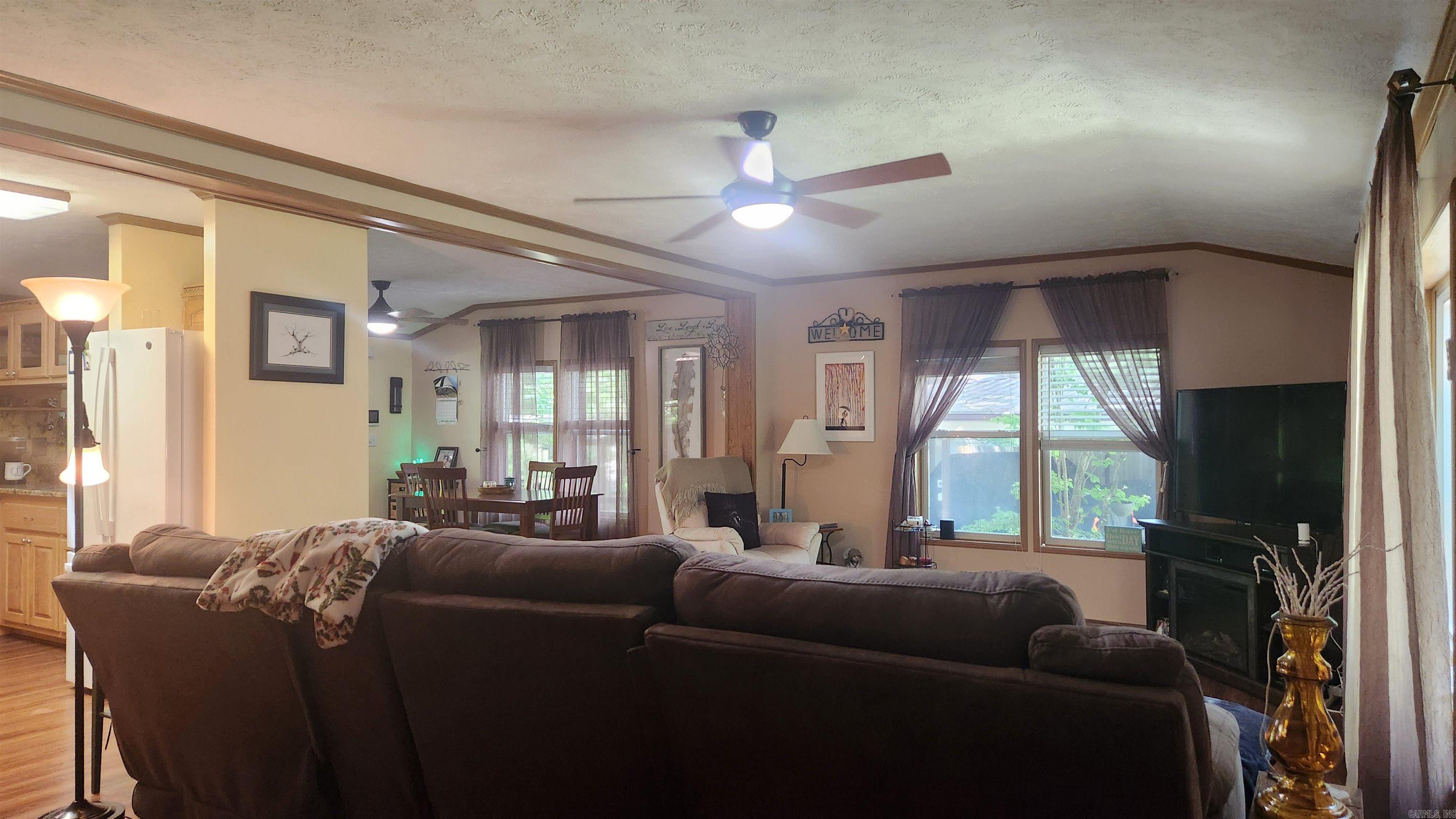 5277 E Hwy 270 Mount Ida, AR 71957