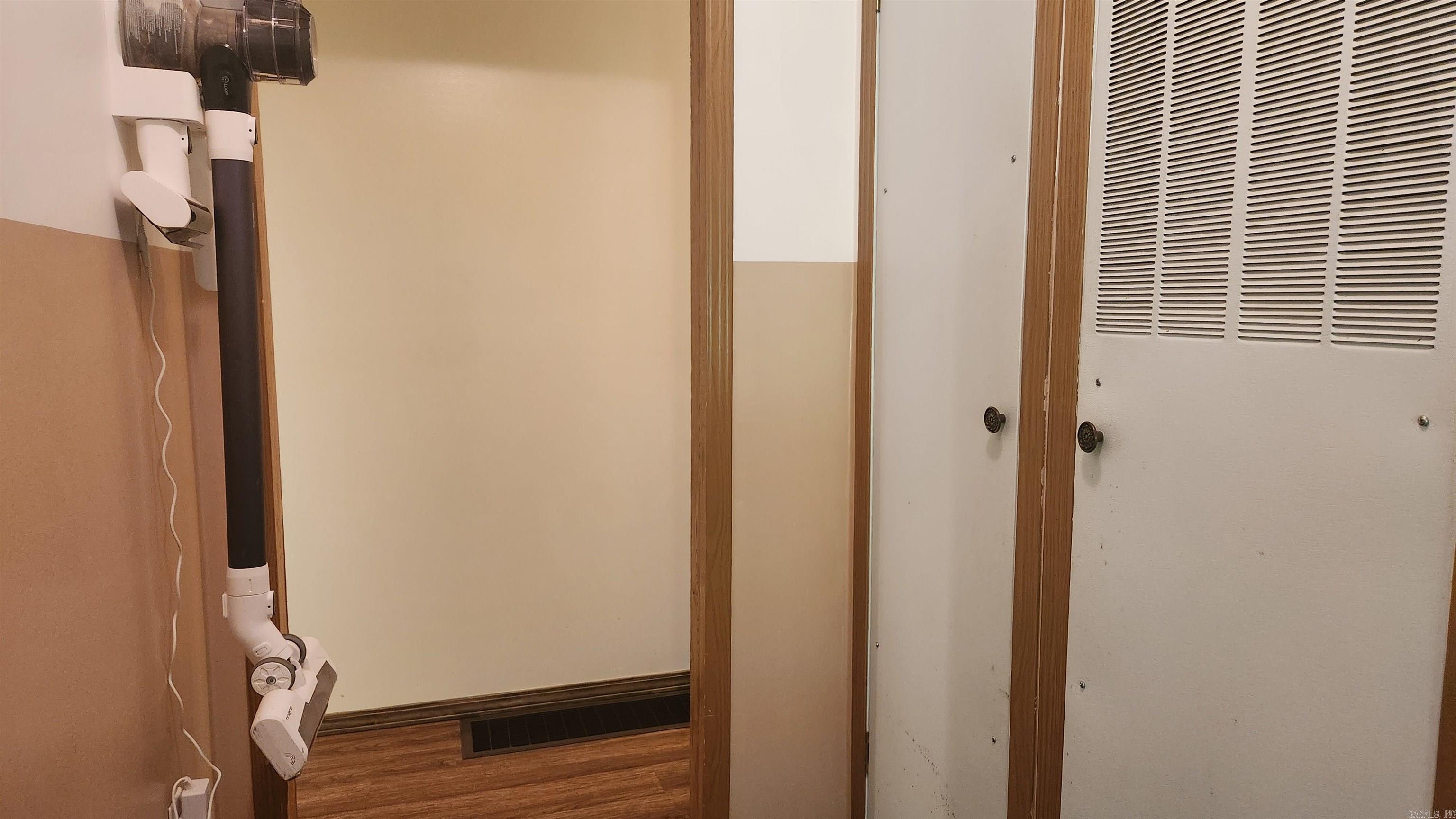 5277 E Hwy 270 Mount Ida, AR 71957