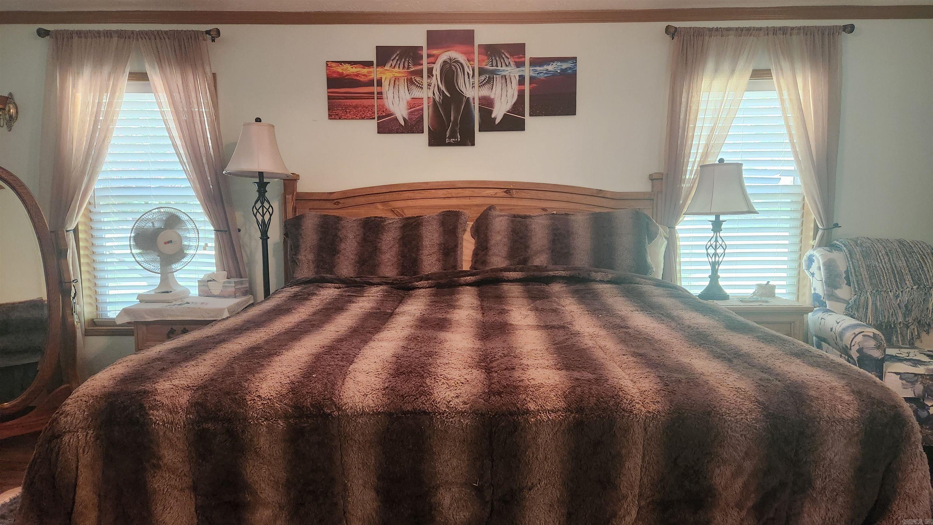 5277 E Hwy 270 Mount Ida, AR 71957