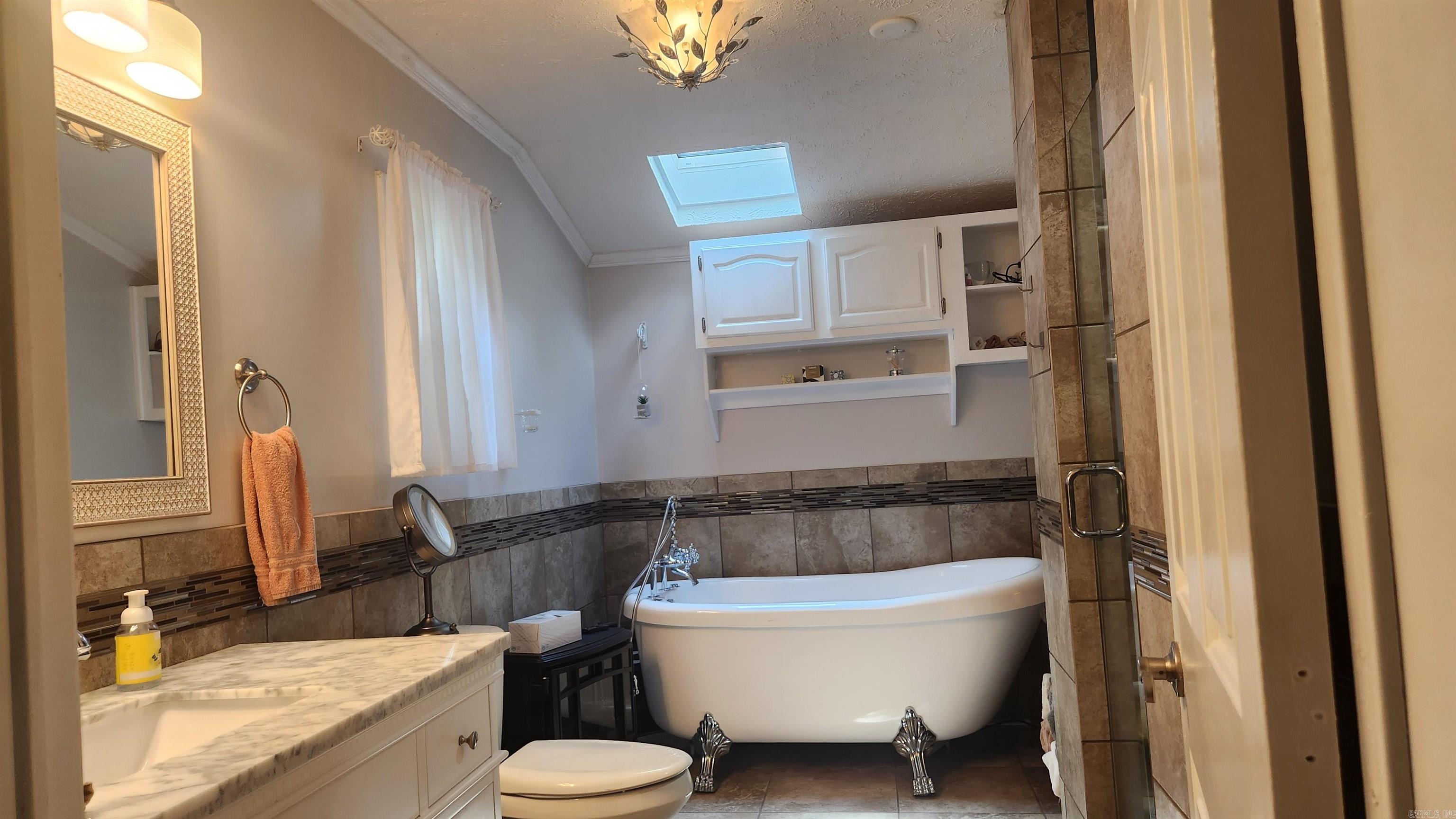 5277 E Hwy 270 Mount Ida, AR 71957