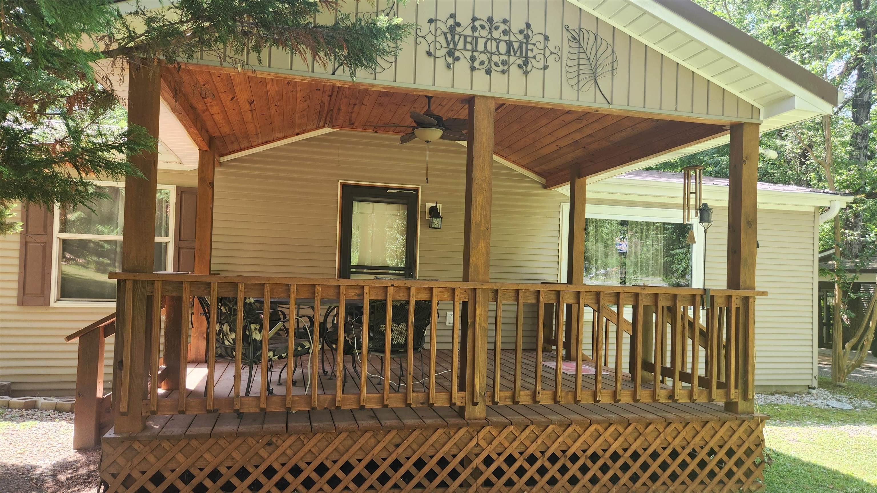 5277 E Hwy 270 Mount Ida, AR 71957