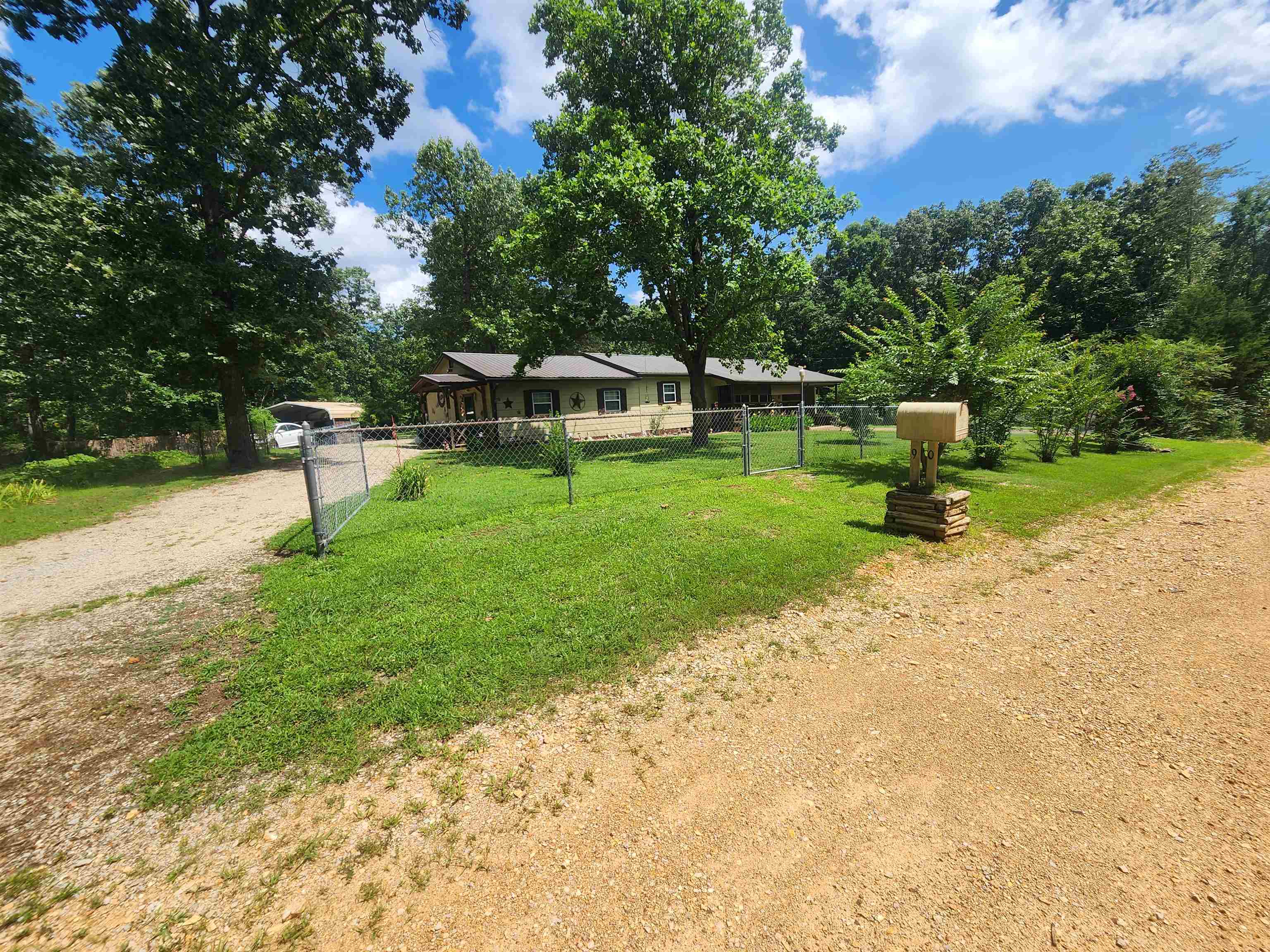 90 Wildwood  Highland, AR