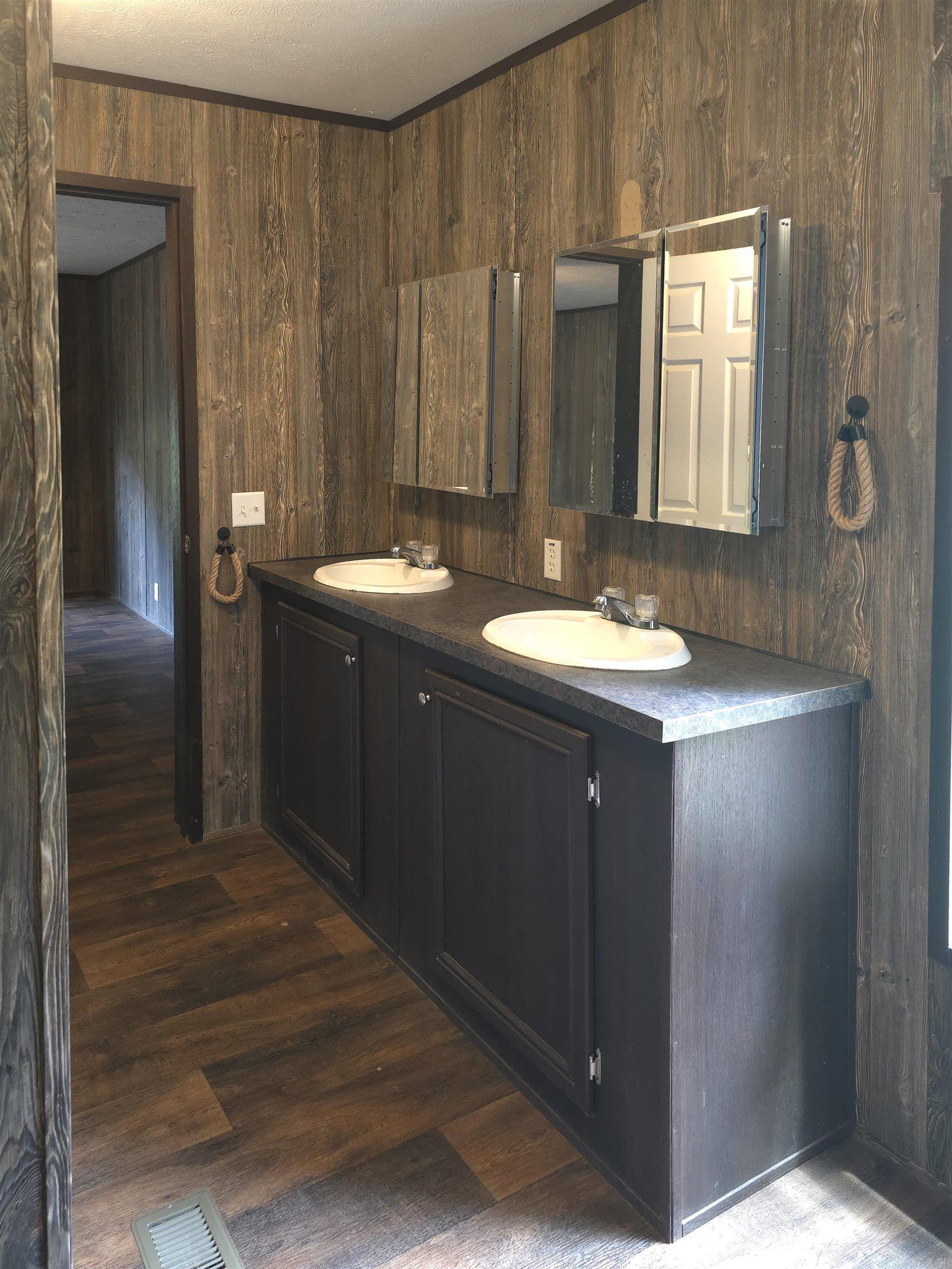 104 Cove Chapel Road Springfield, AR 72157