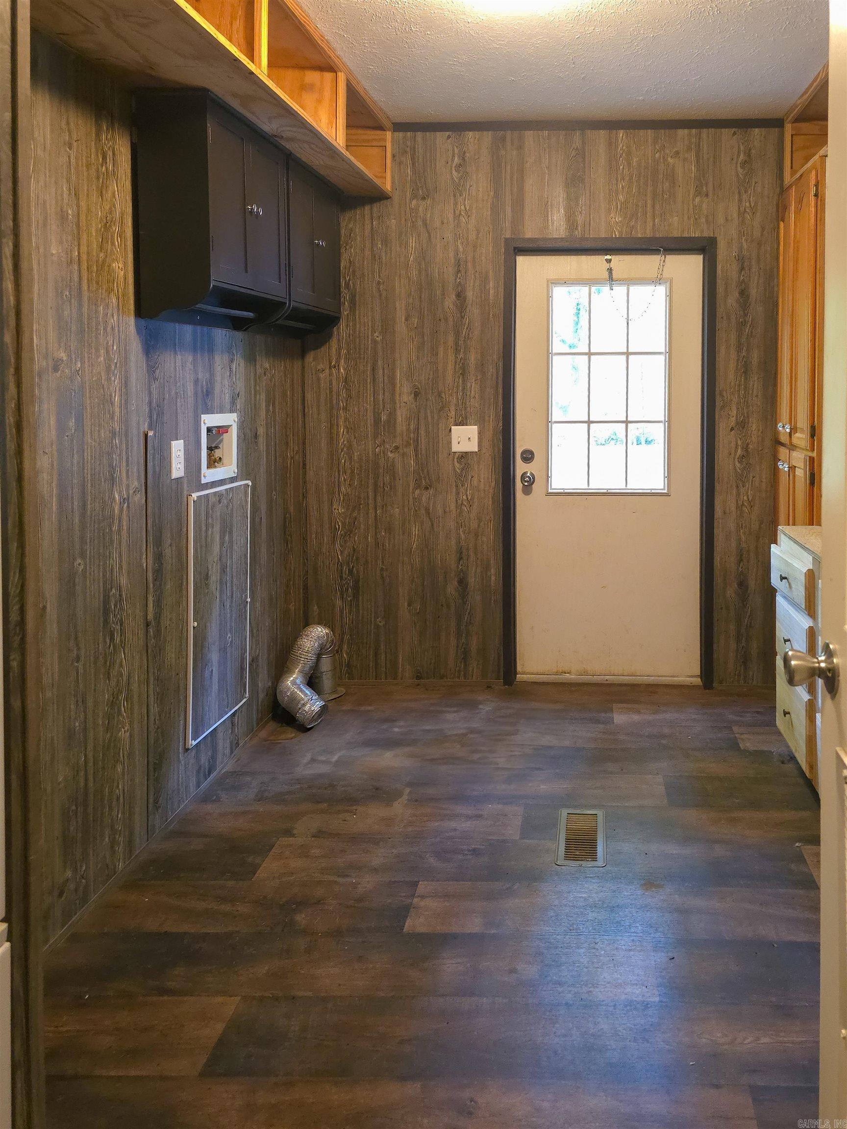 104 Cove Chapel Road Springfield, AR 72157