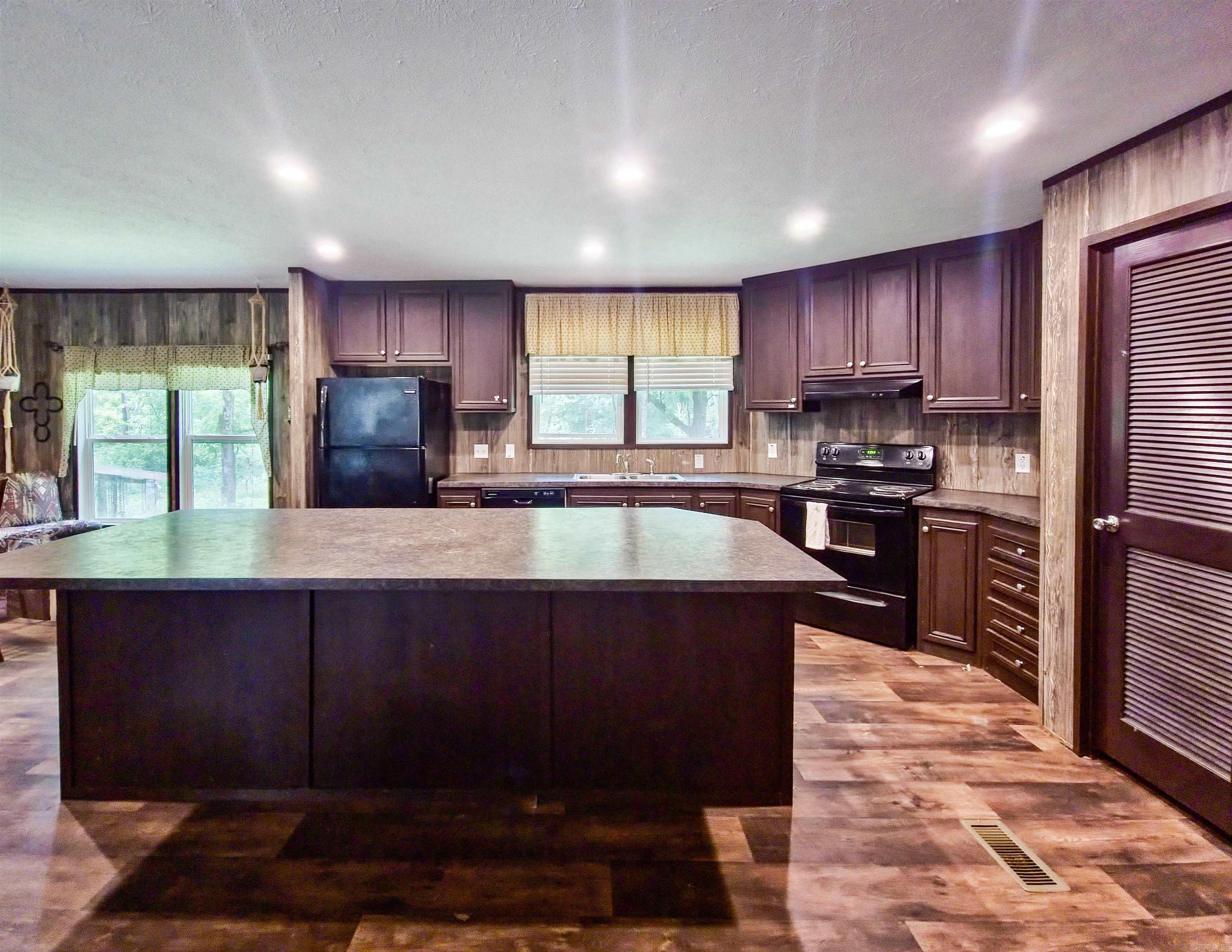 104 Cove Chapel Road Springfield, AR 72157