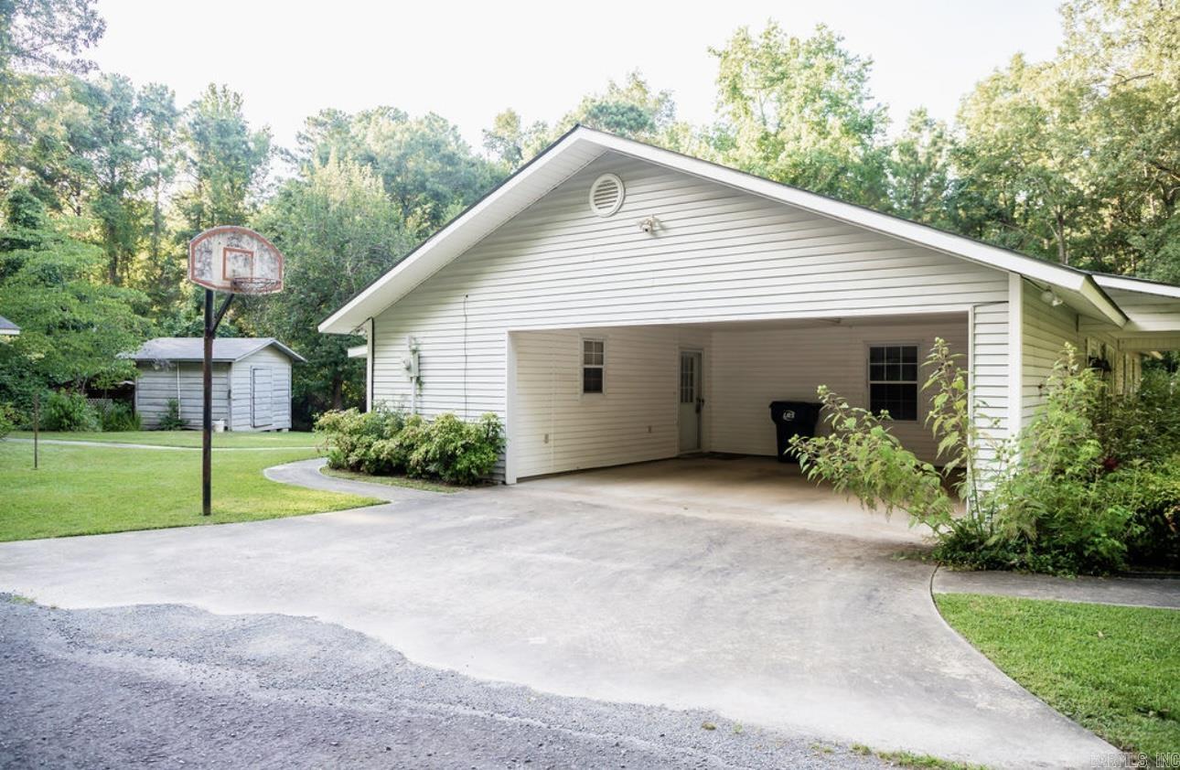 4510 LOWMAN Road Pine Bluff, AR 71603