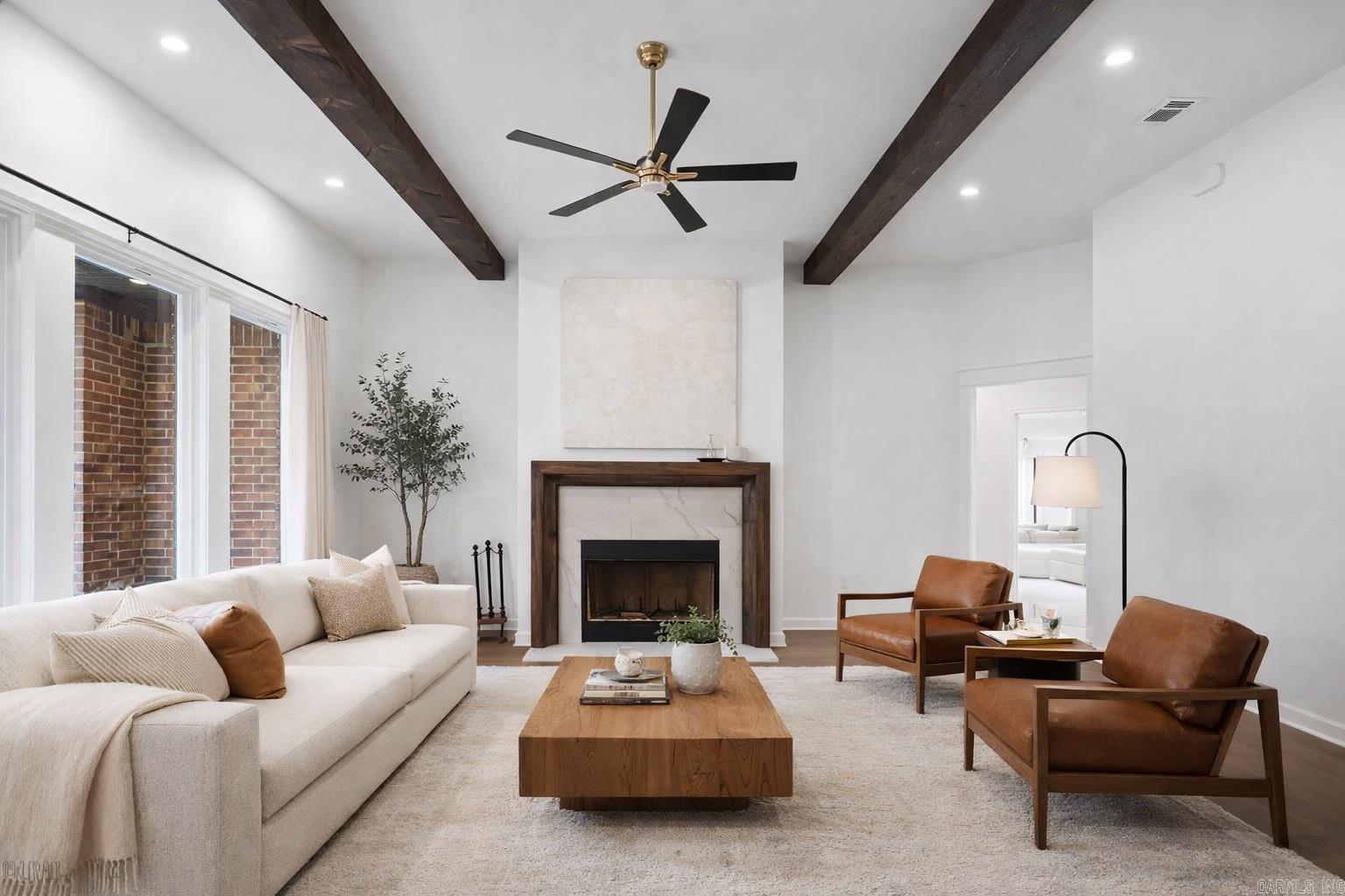 5676 Shore Drive Hensley, AR 72065