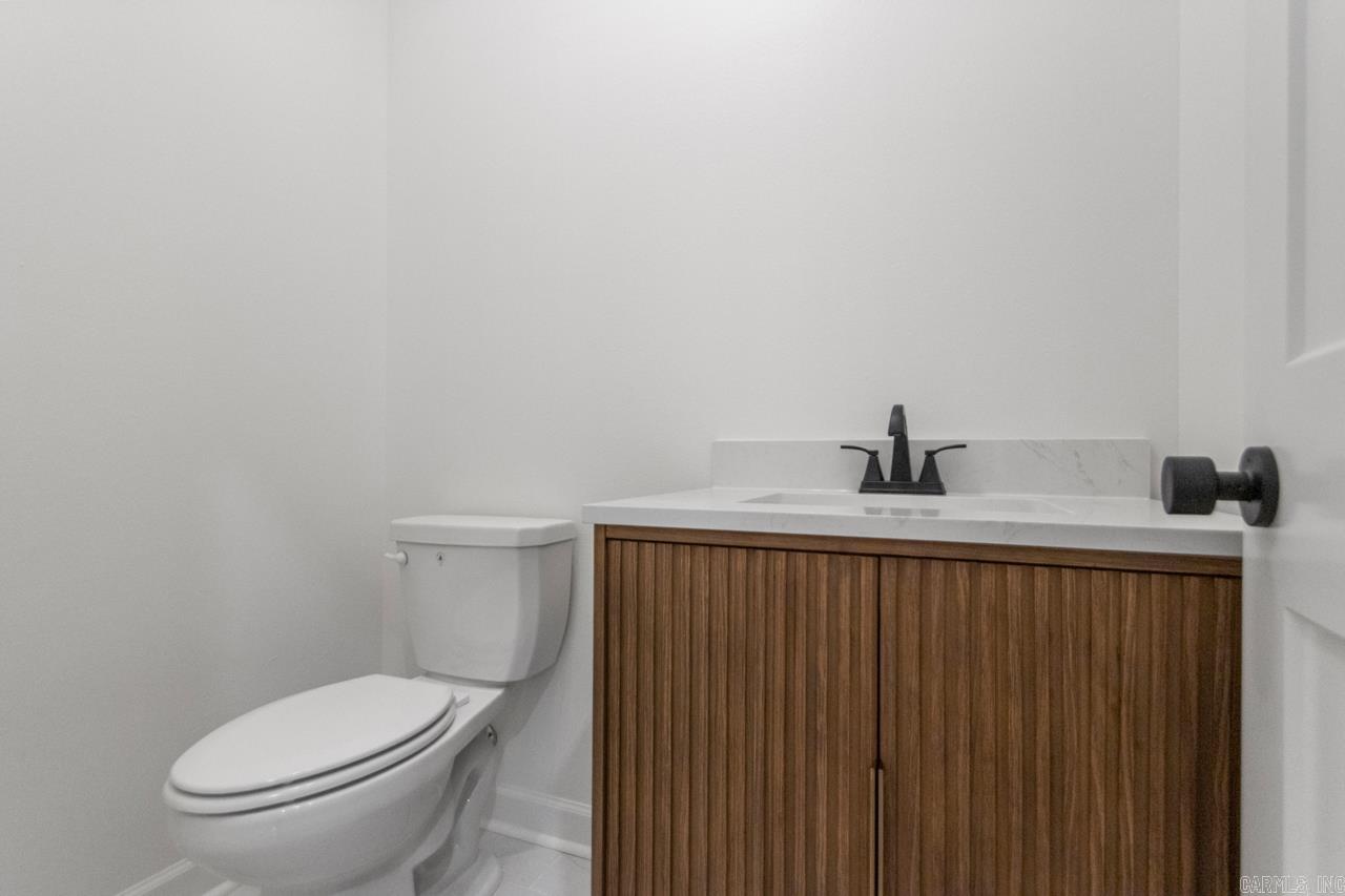 5676 Shore Drive Hensley, AR 72065