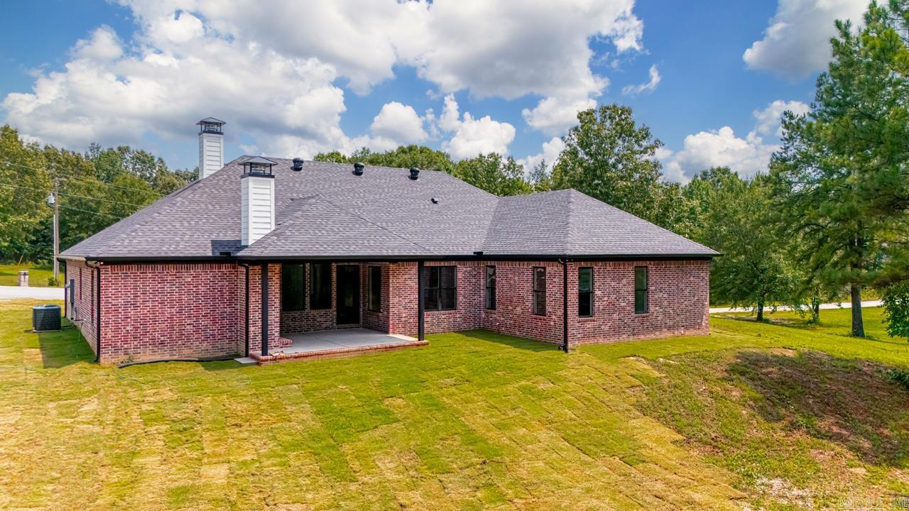 5676 Shore Drive Hensley, AR 72065