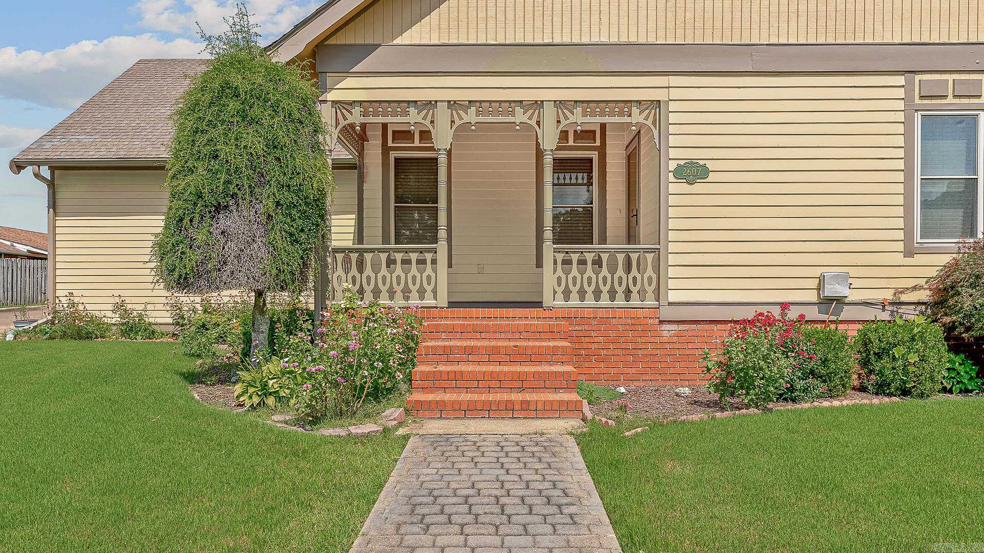 2607 Greenbriar  Jonesboro, AR