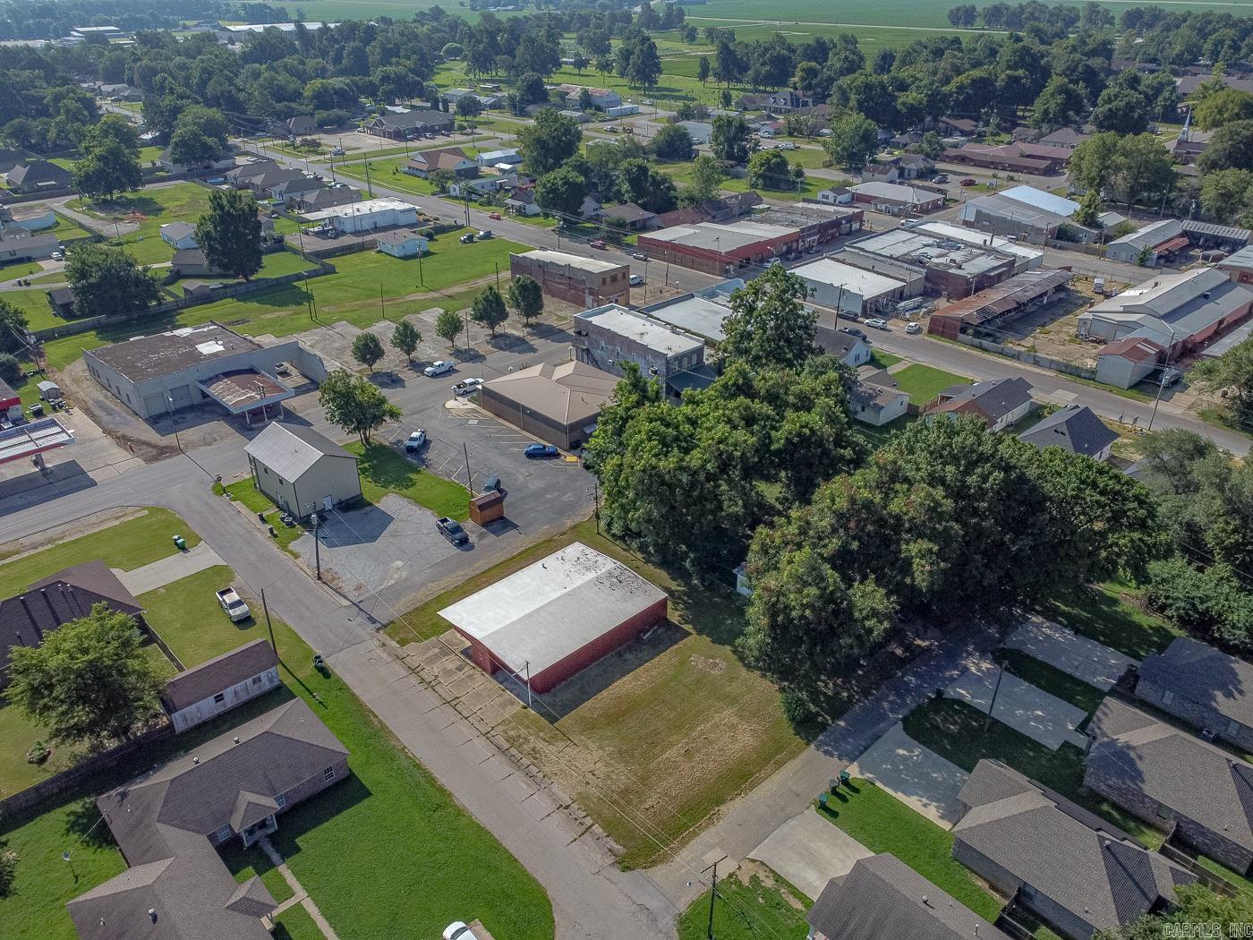 108 W Walnut St  Manila, AR