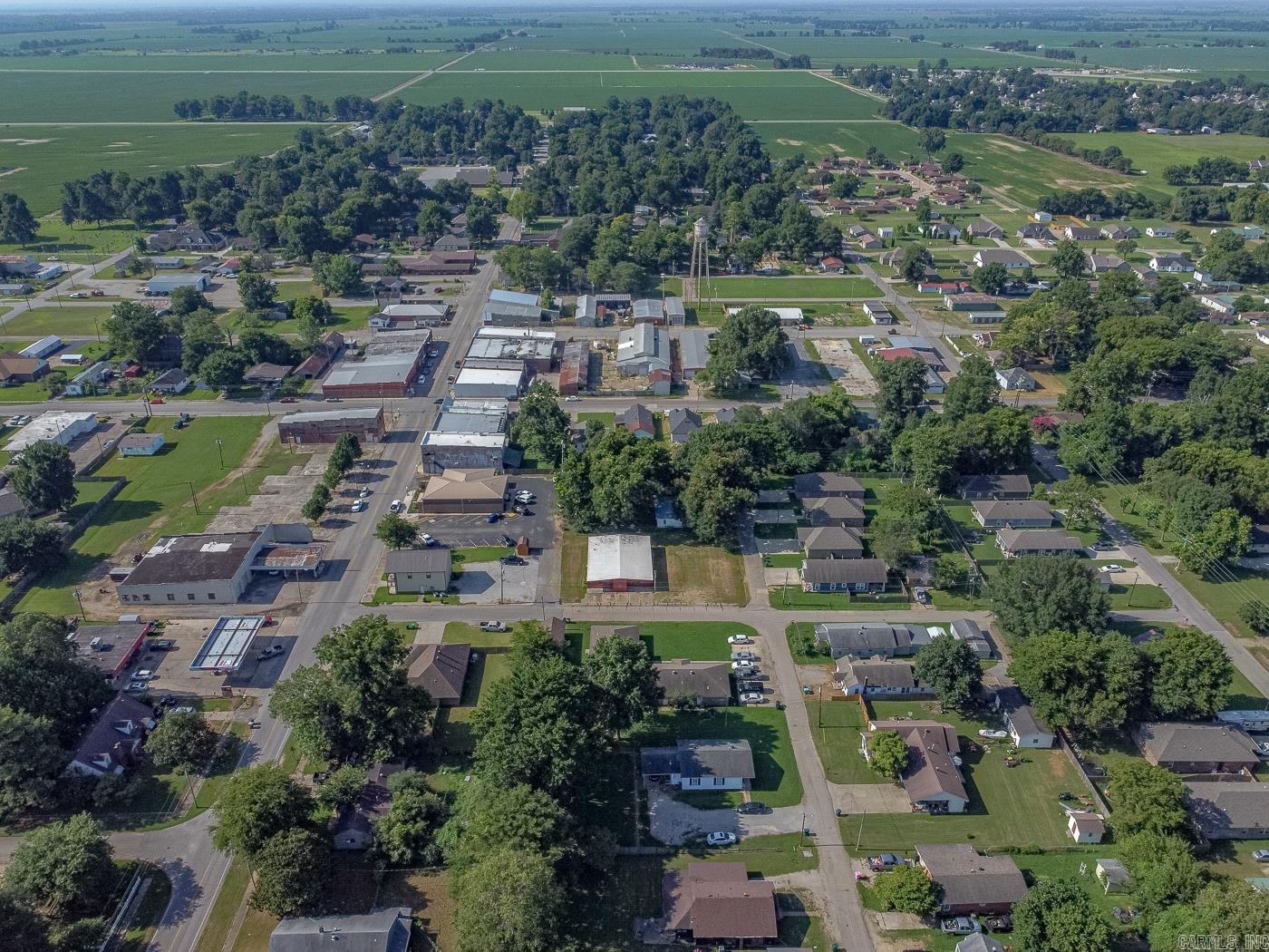 108 W Walnut St  Manila, AR