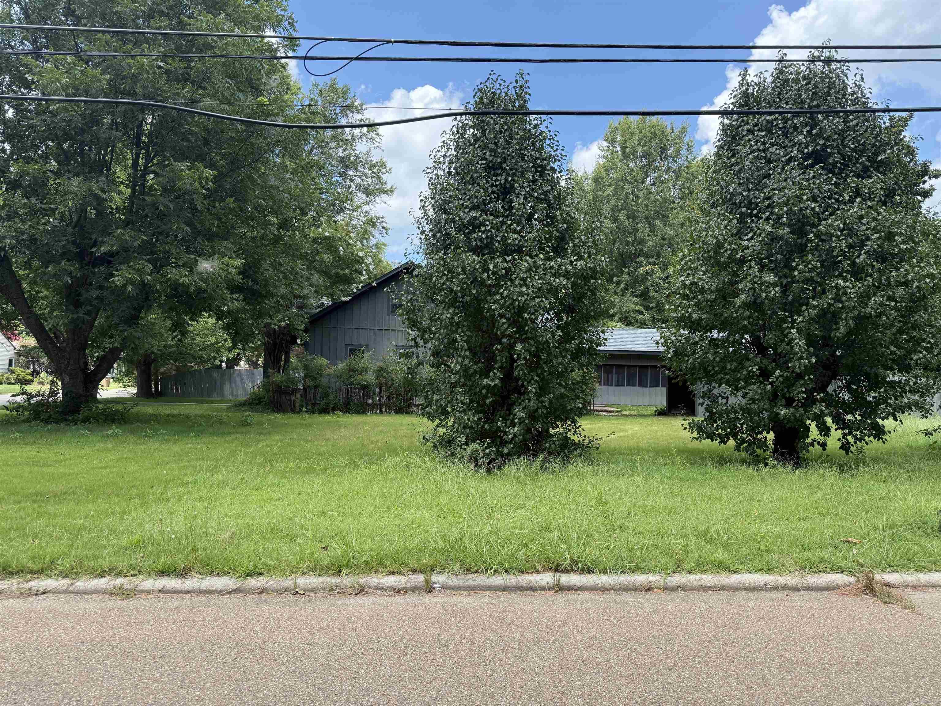 1108 N Izard St  Forrest City, AR