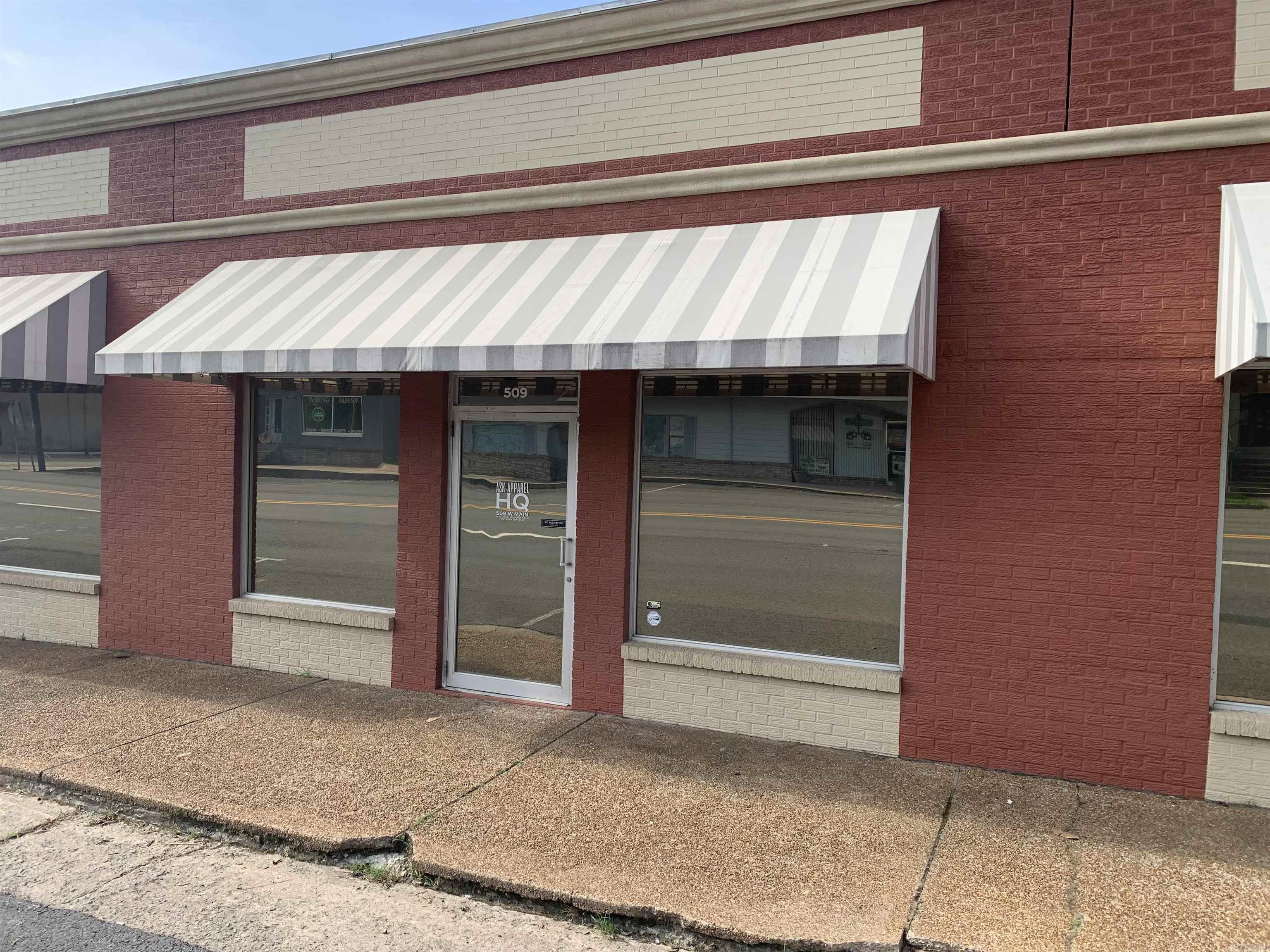 509-511 W West Main Street  Heber Springs, AR