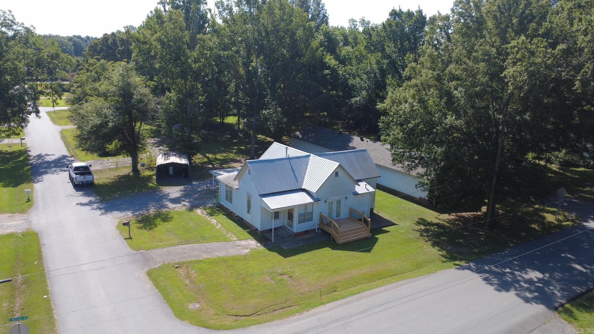 820 N williams  Carlisle, AR