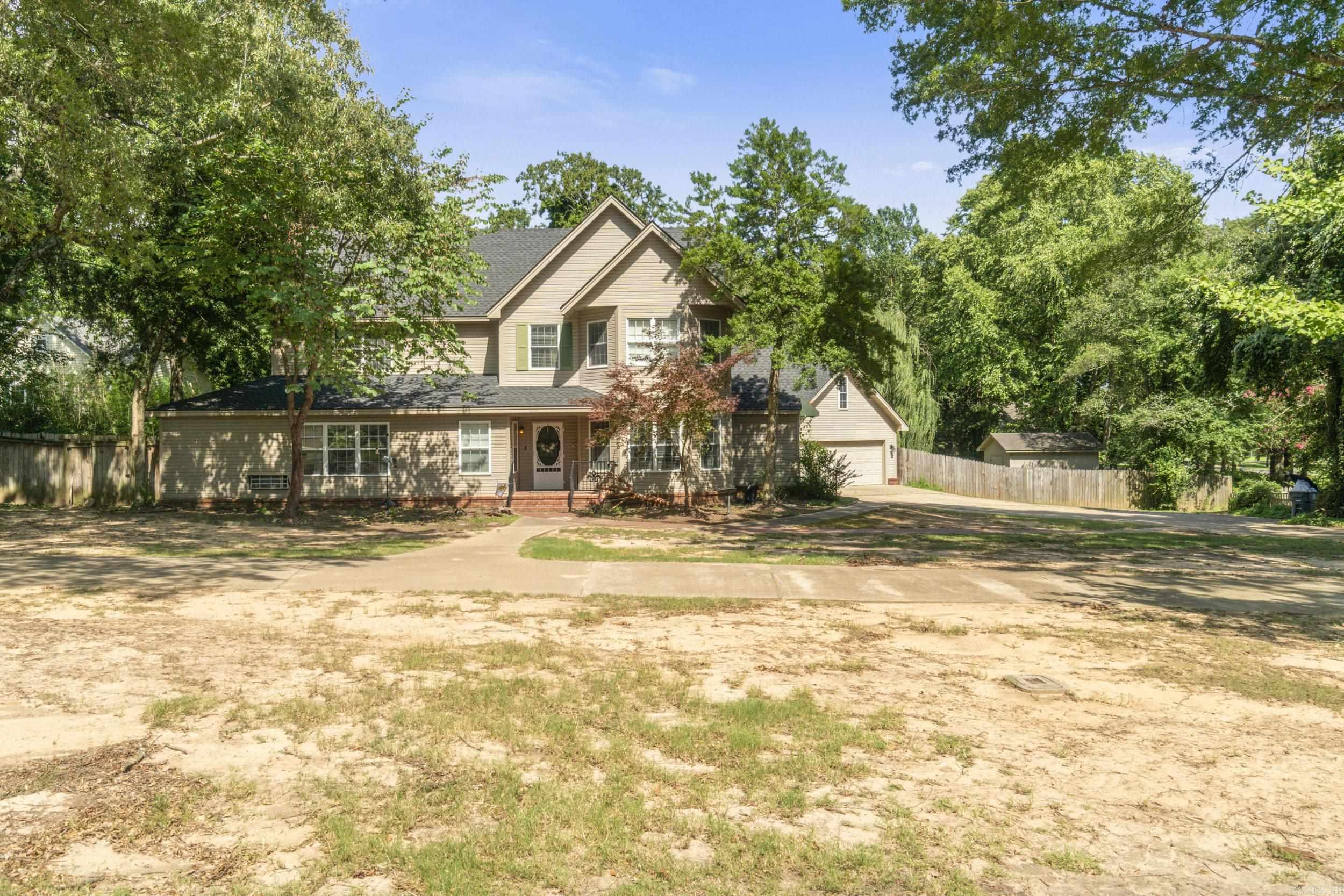 16 Woodcrest Searcy, AR 72143