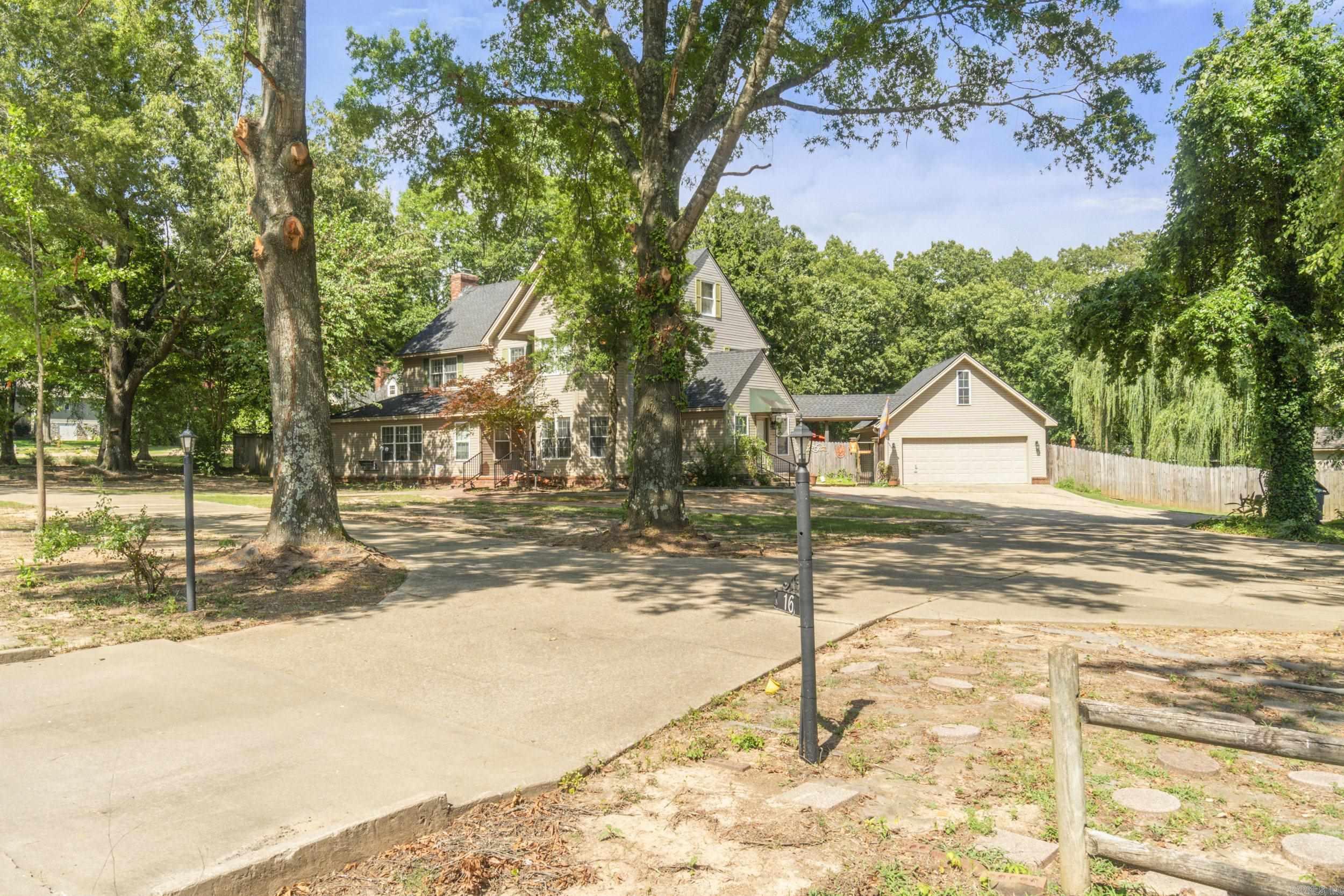 16 Woodcrest Searcy, AR 72143