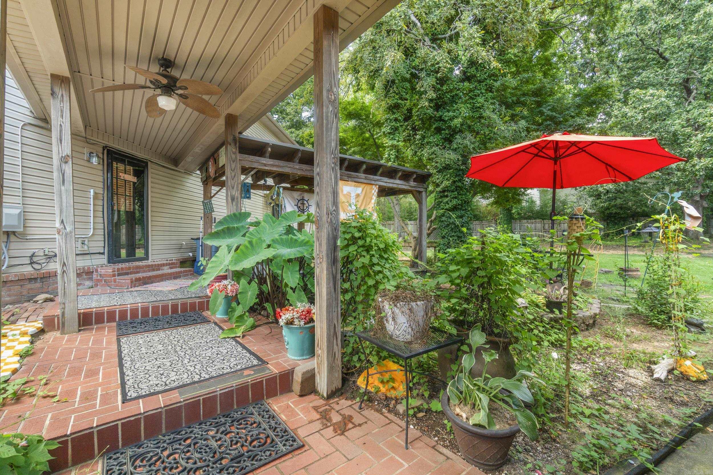 16 Woodcrest Searcy, AR 72143