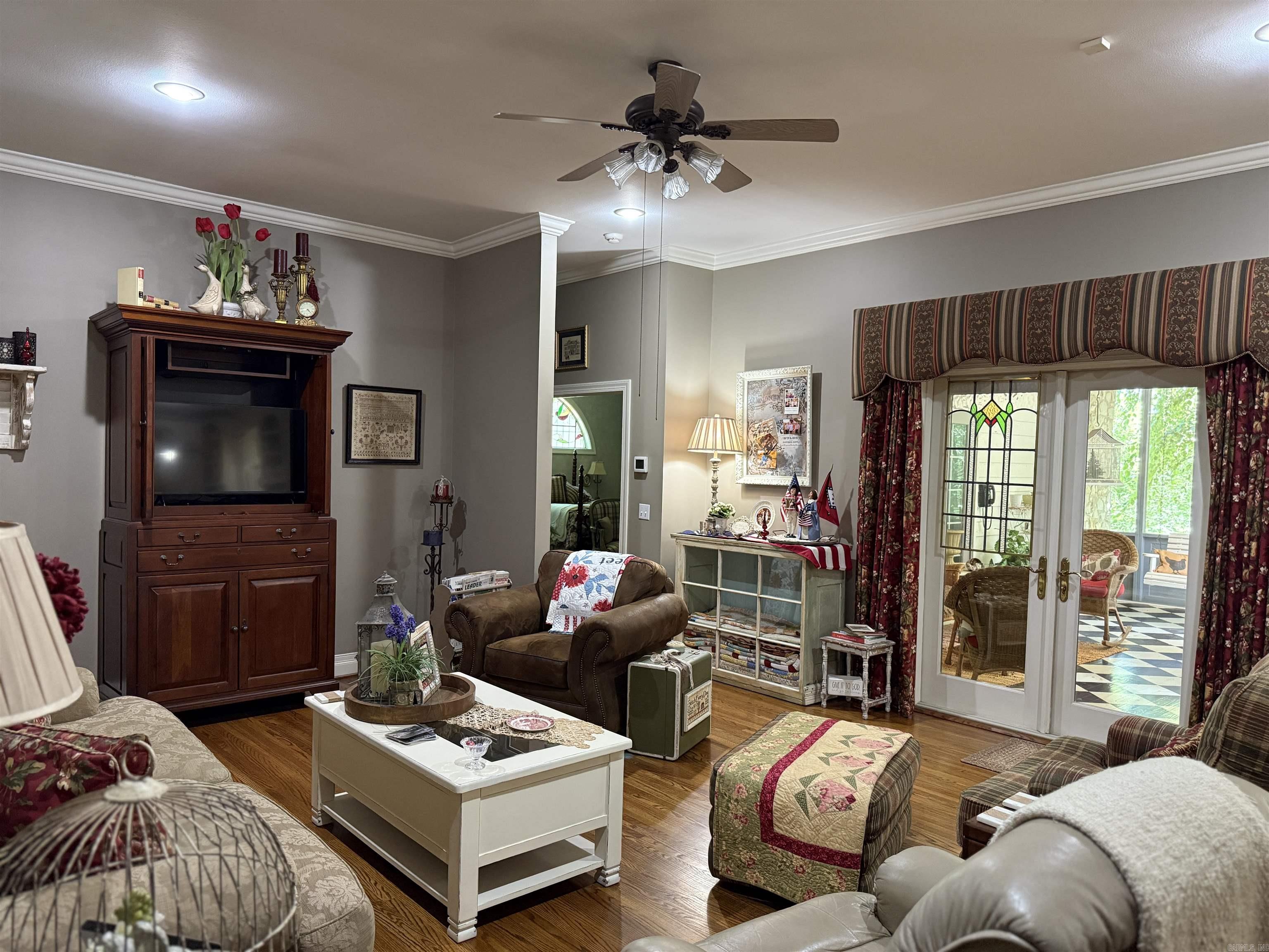 1211 Gayler Street  Mountain View, AR