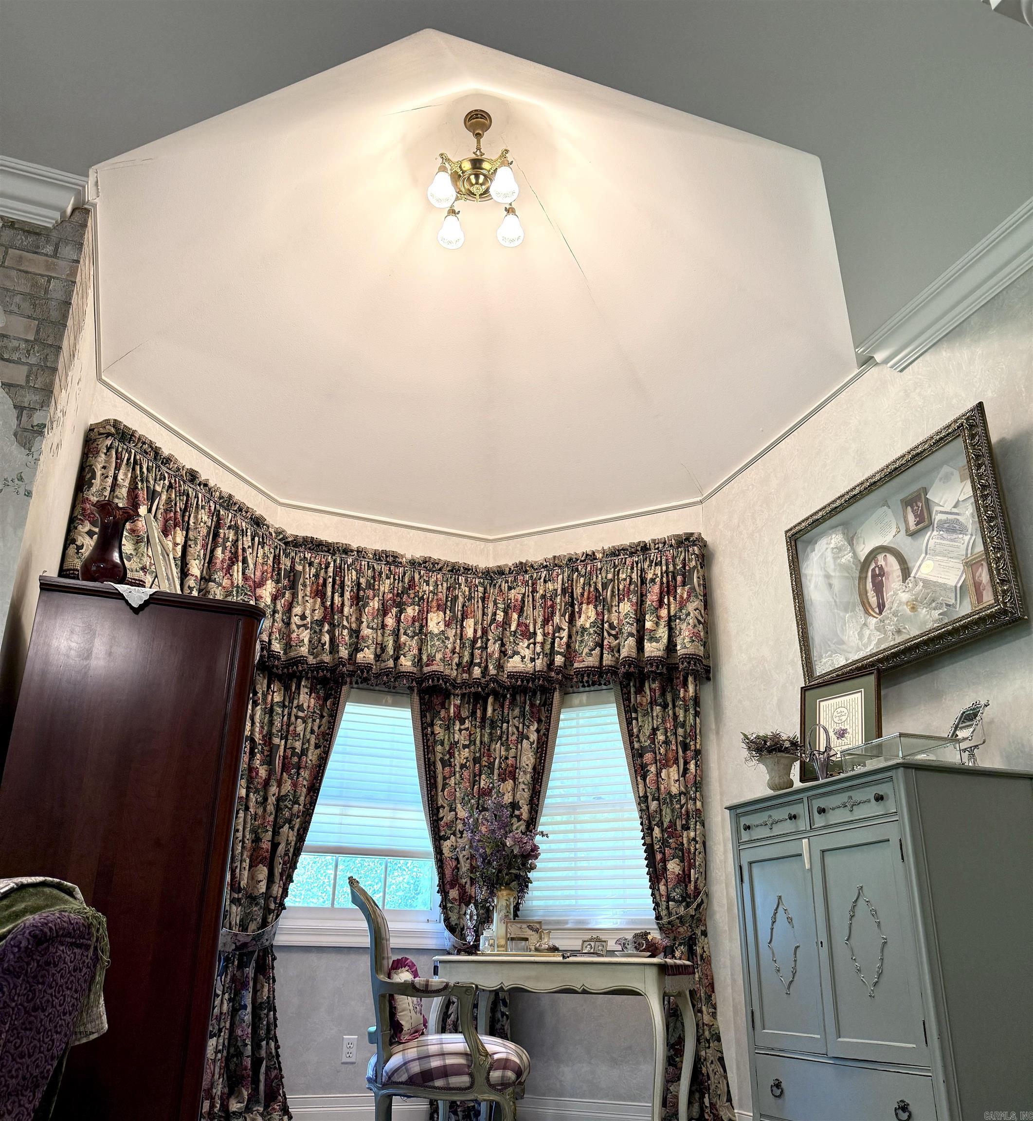 1211 Gayler Street  Mountain View, AR