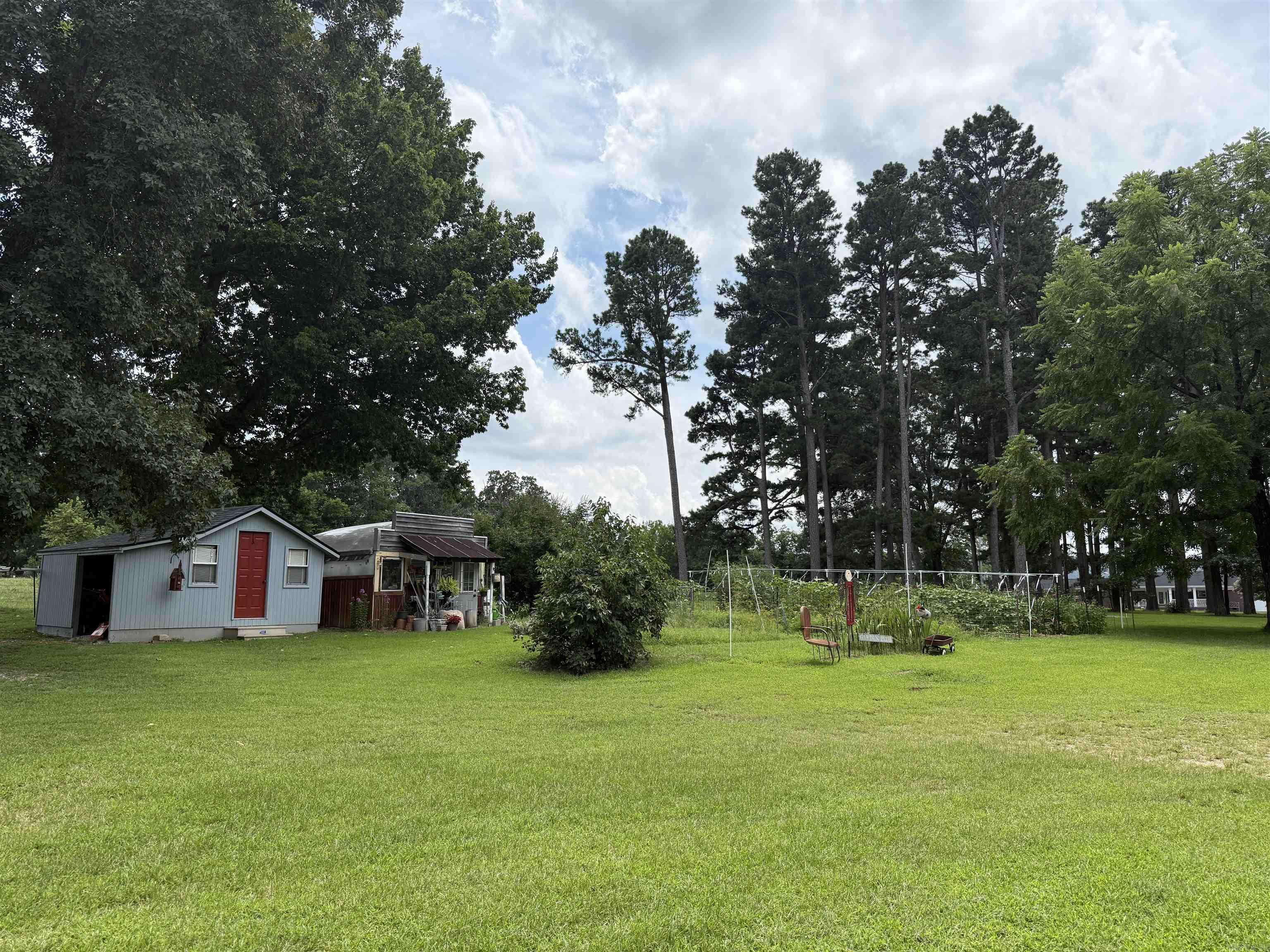 1211 Gayler Street  Mountain View, AR