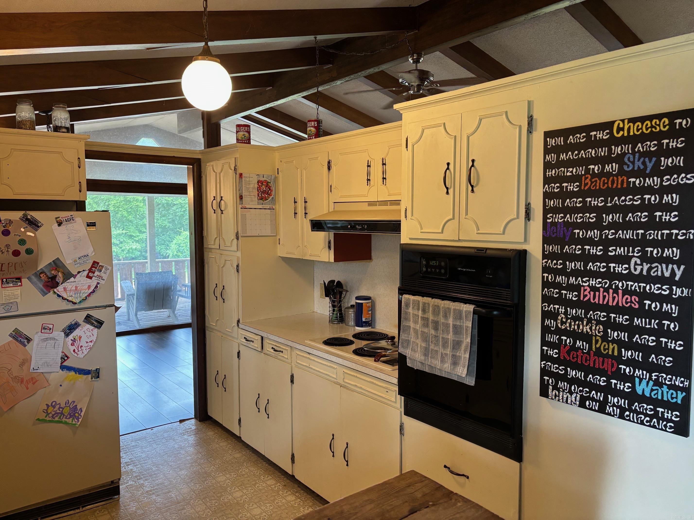 1100 MC 4013  Harrison, AR