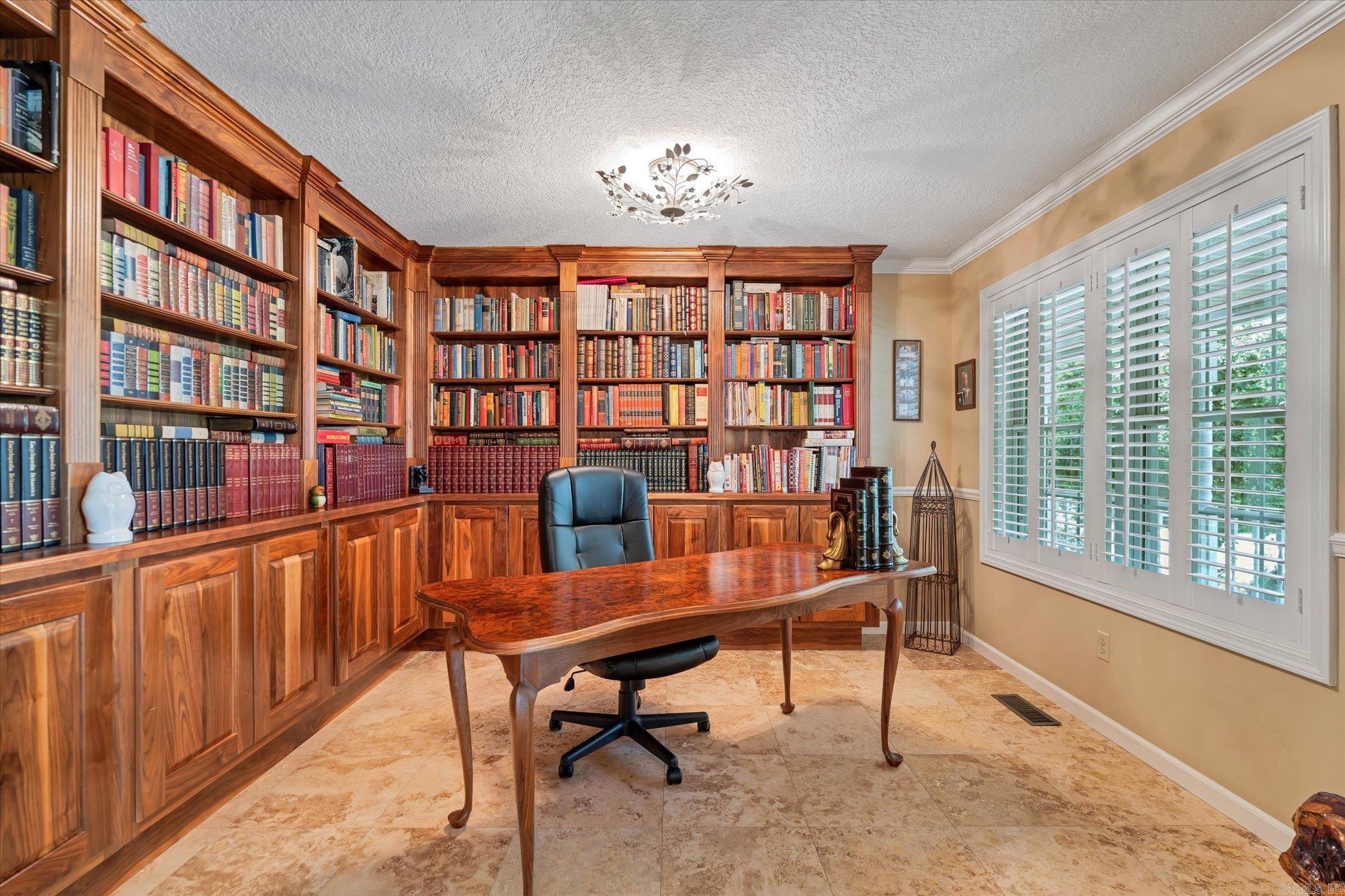 198 Wallick  Cotter, AR