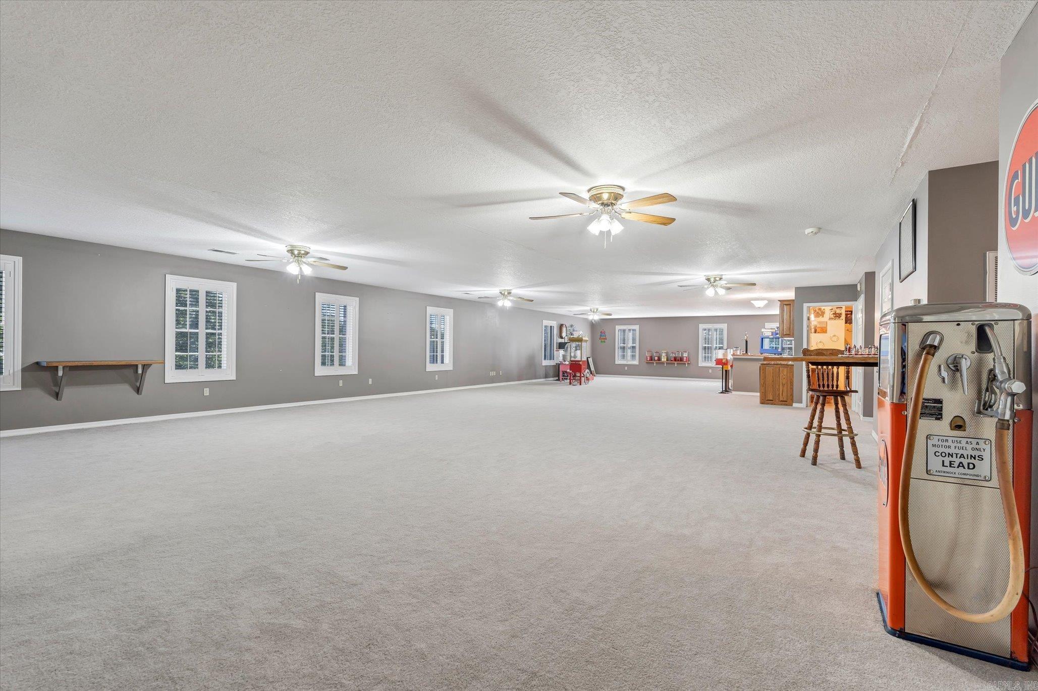 198 Wallick  Cotter, AR