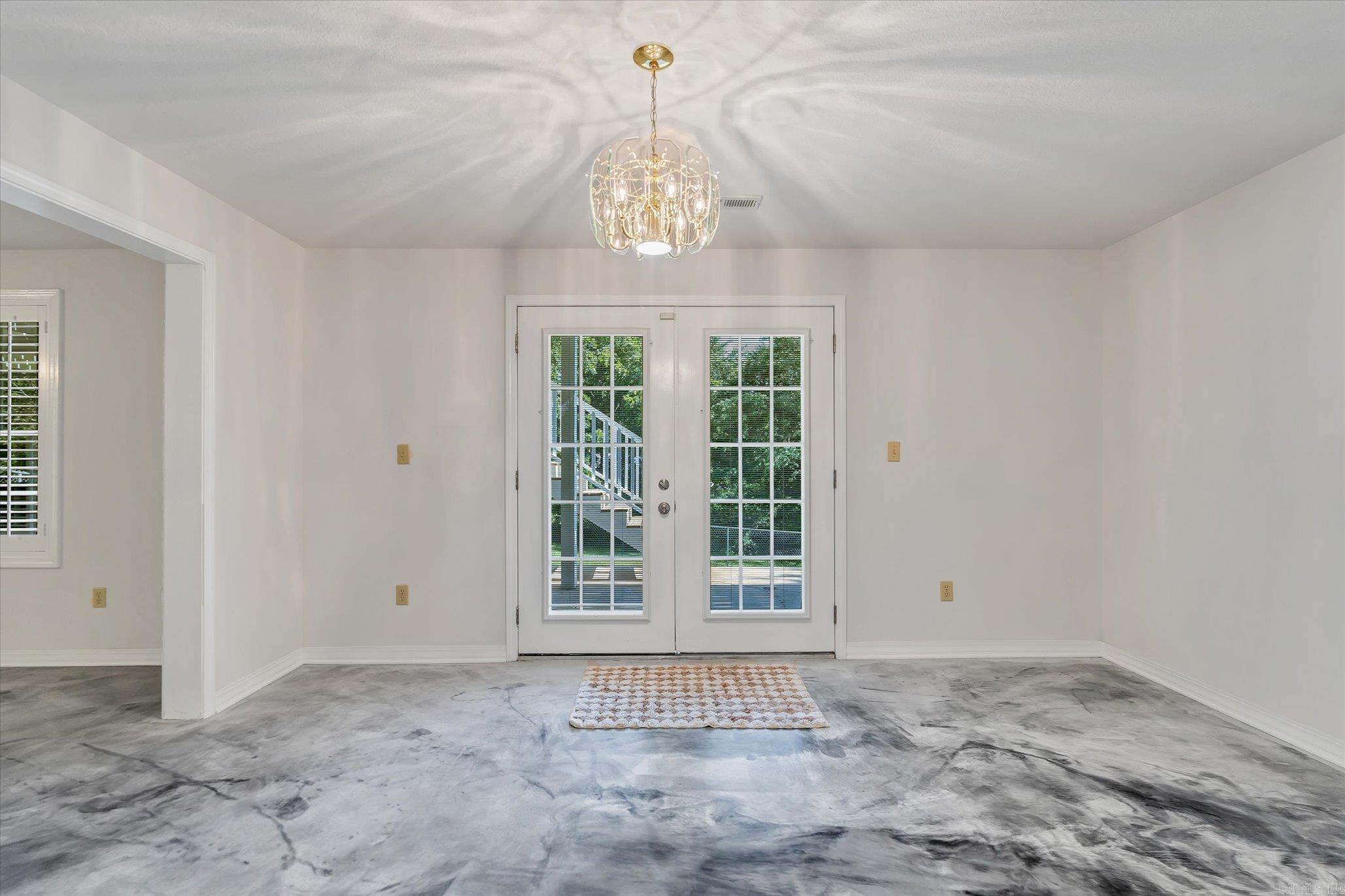 198 Wallick  Cotter, AR