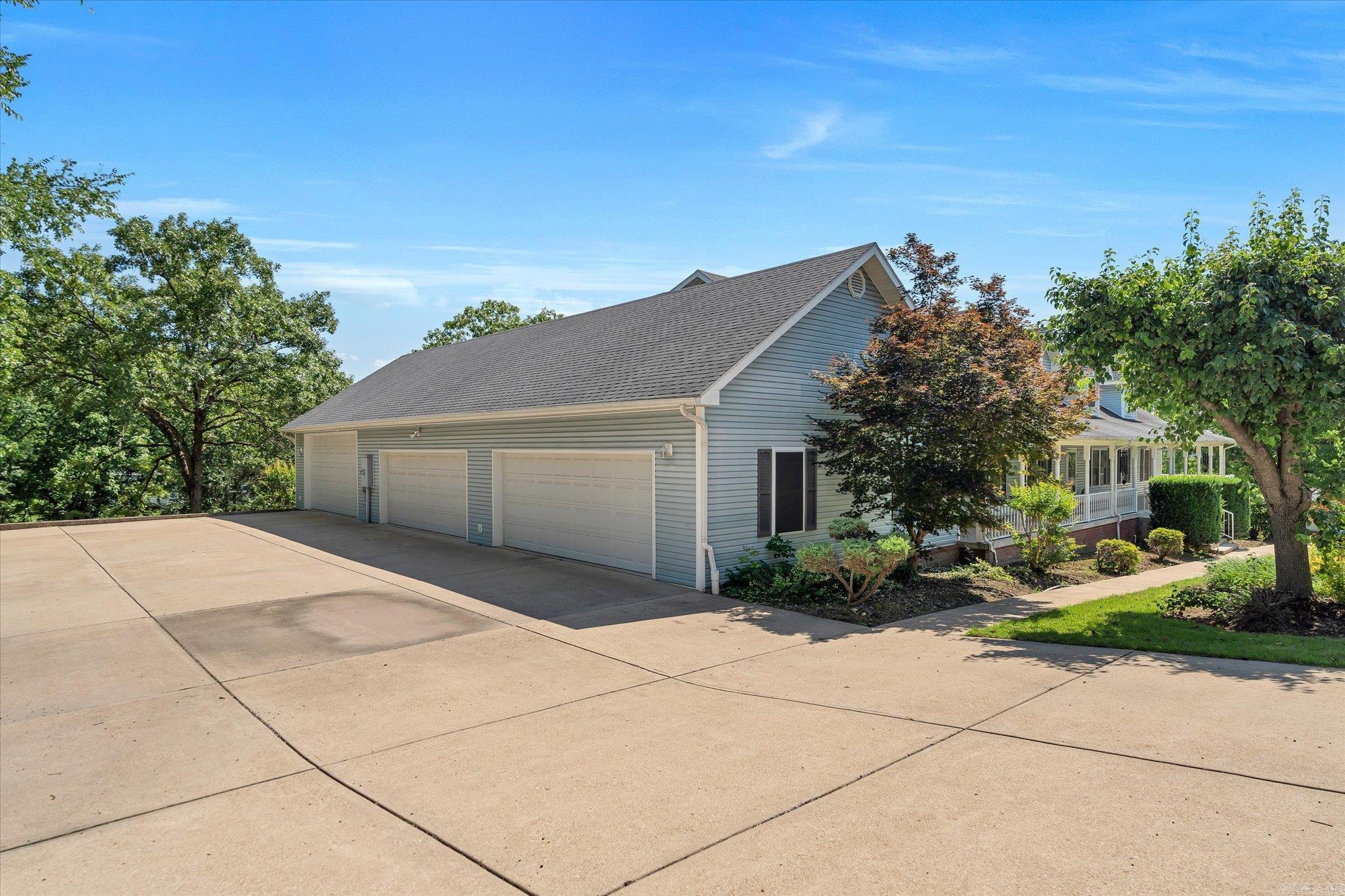 198 Wallick  Cotter, AR