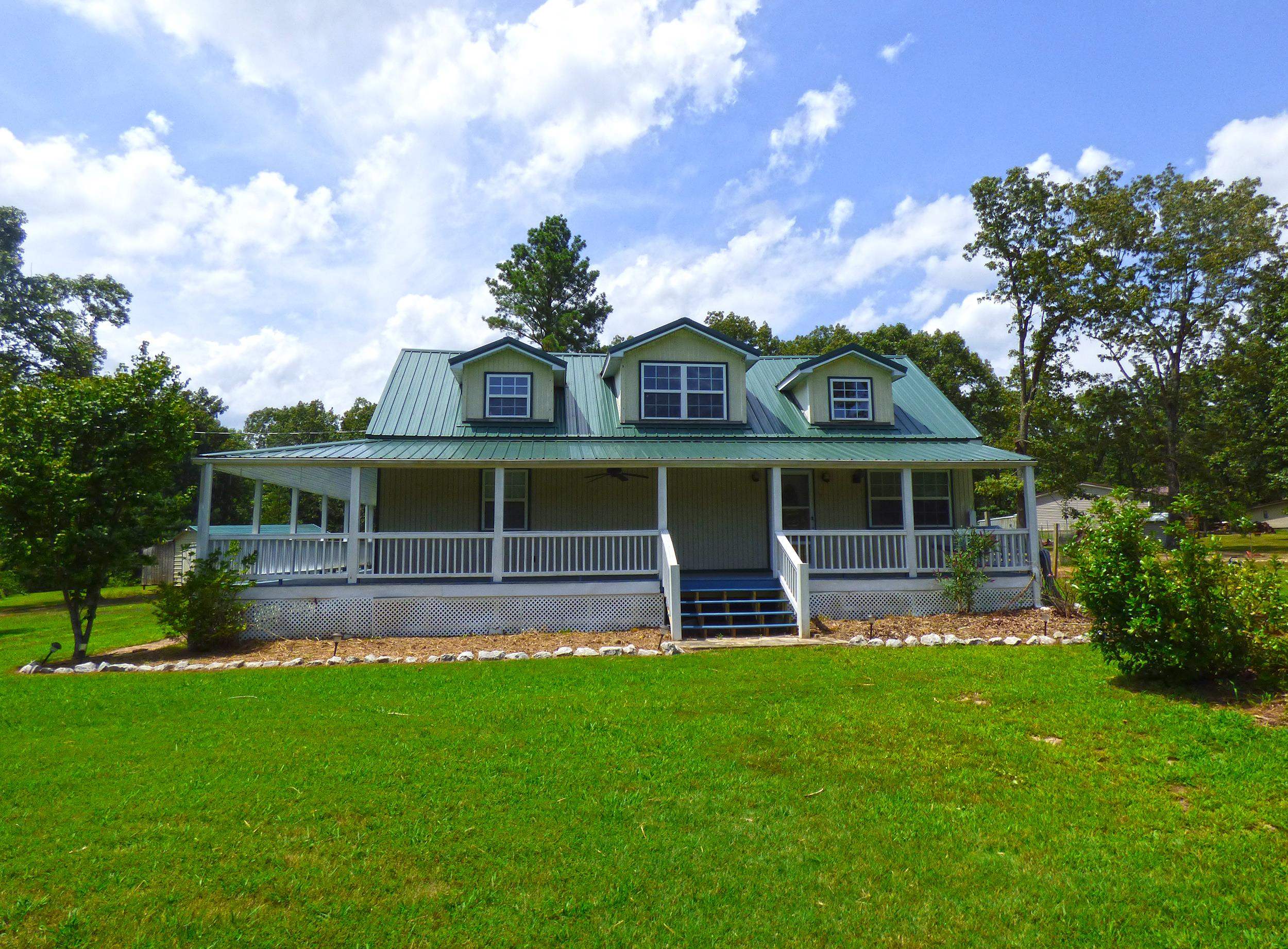 7434 E Hwy 58 Williford, AR 72482