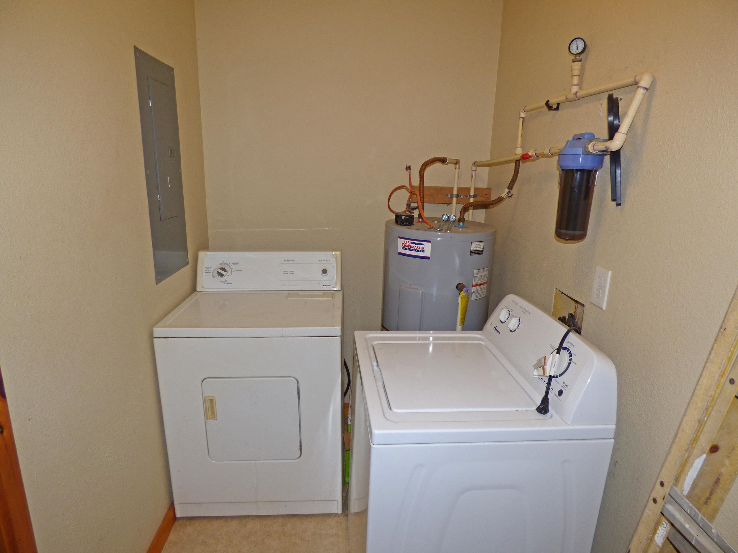 7434 E Hwy 58 Williford, AR 72482