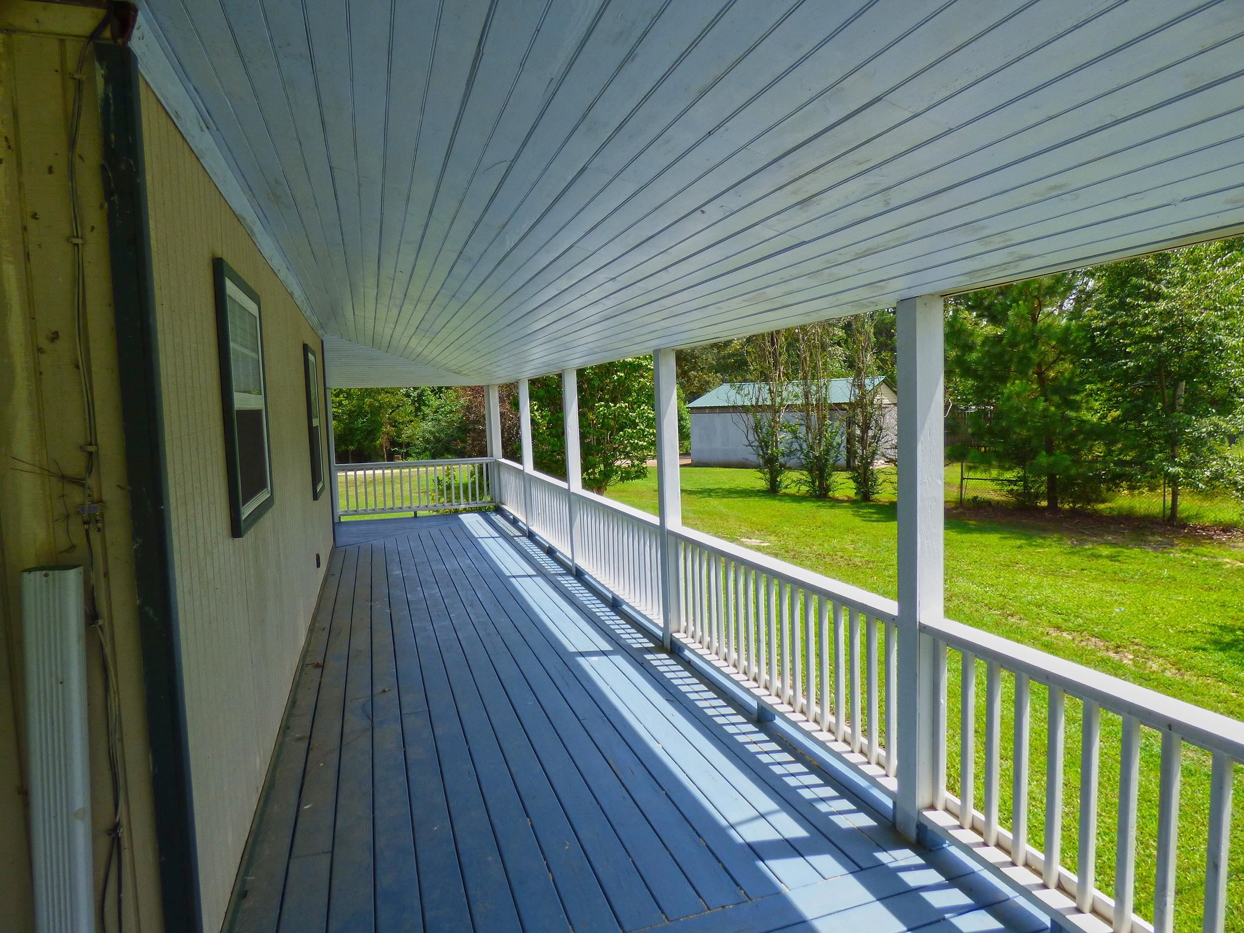 7434 E Hwy 58 Williford, AR 72482